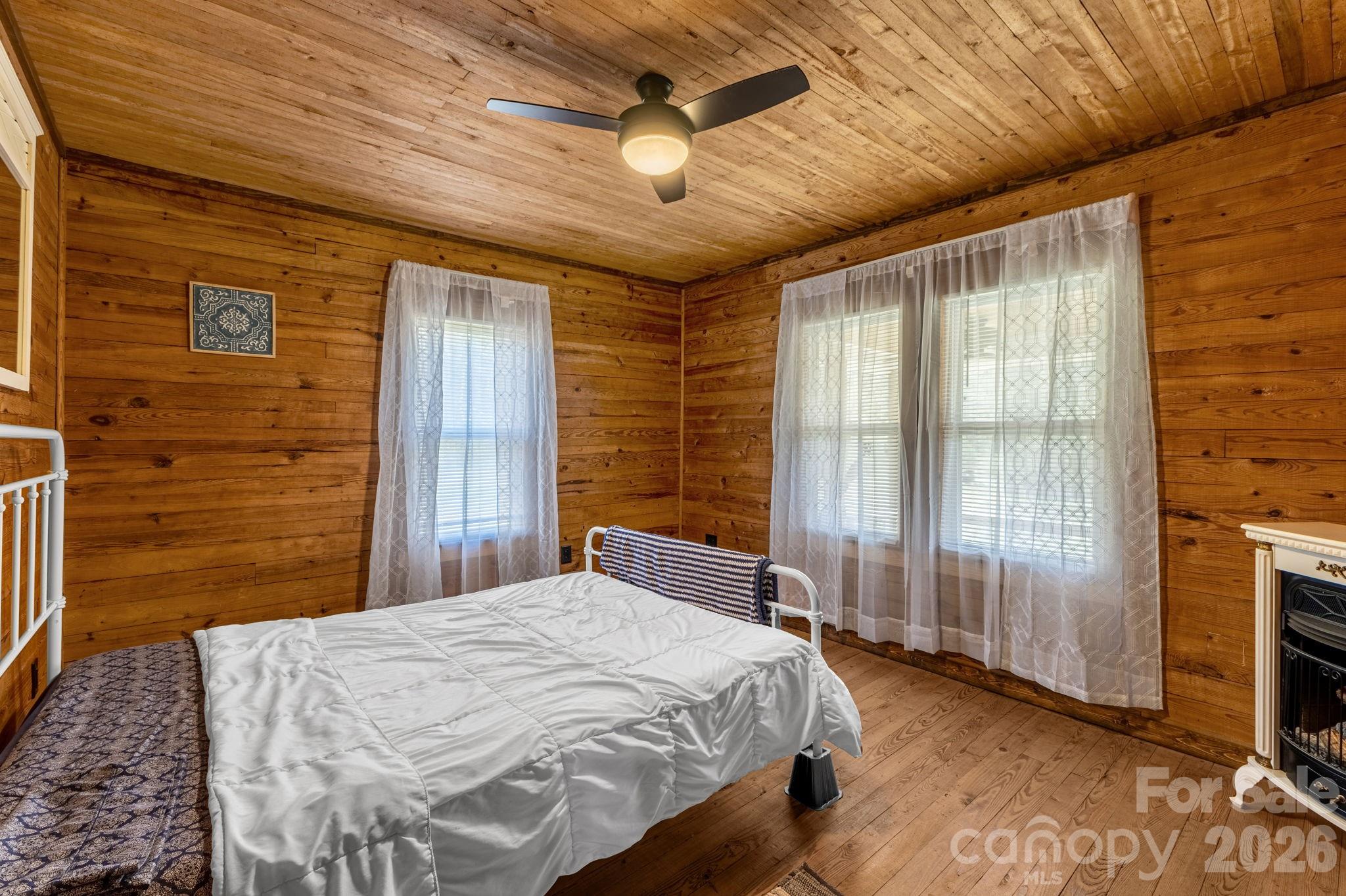 98 Poplar Springs Road — Hiddenite