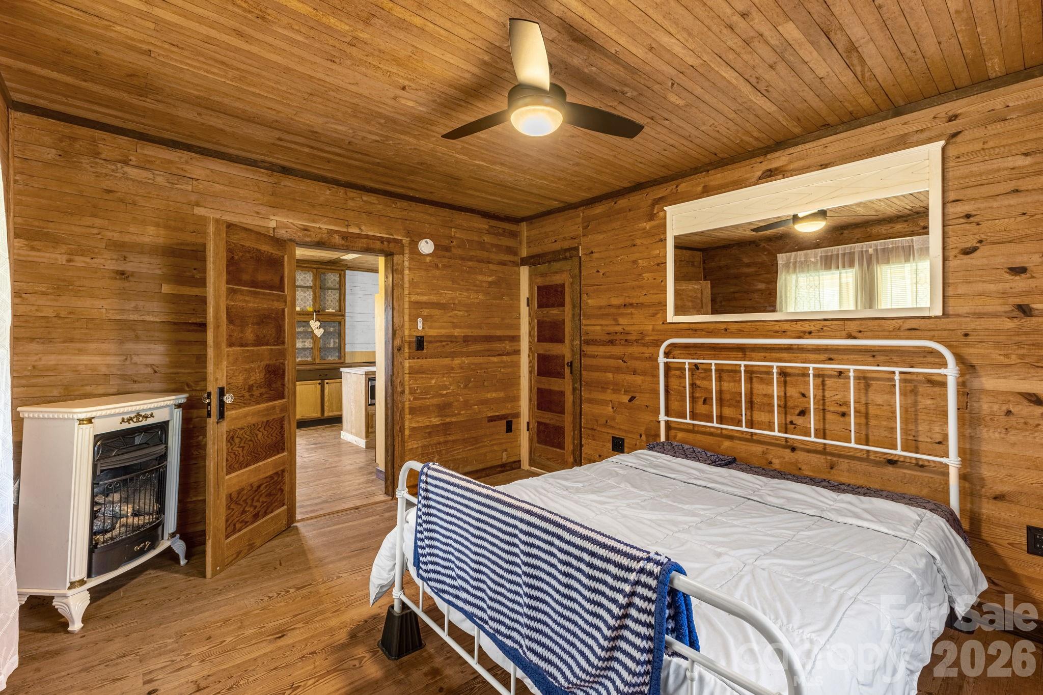 98 Poplar Springs Road — Hiddenite