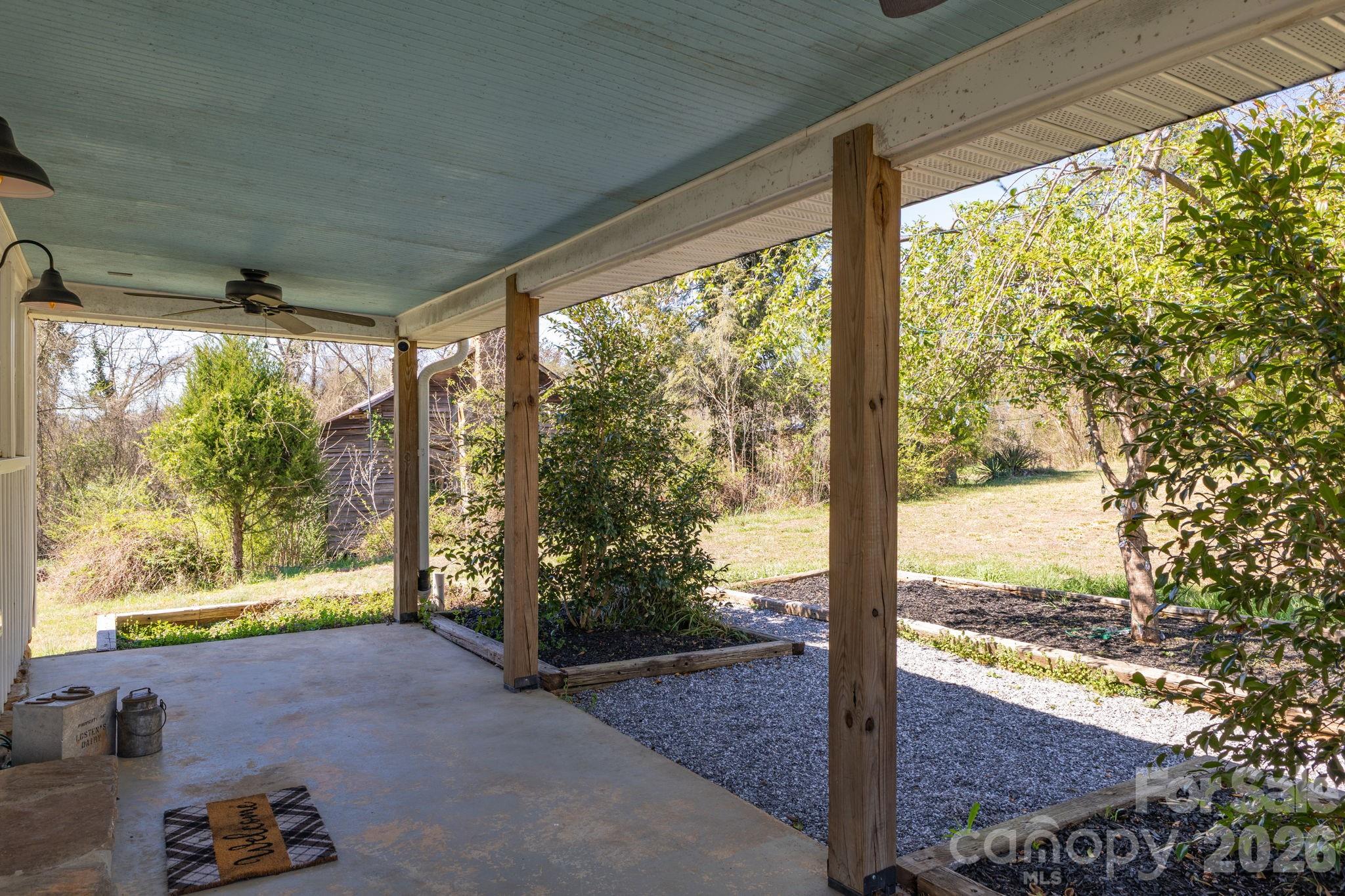 98 Poplar Springs Road — Hiddenite