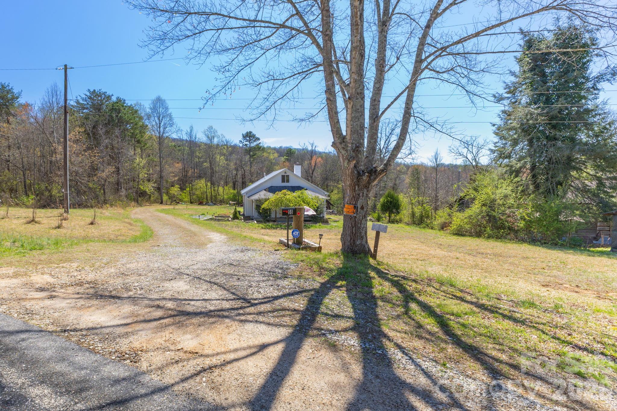 98 Poplar Springs Road — Hiddenite