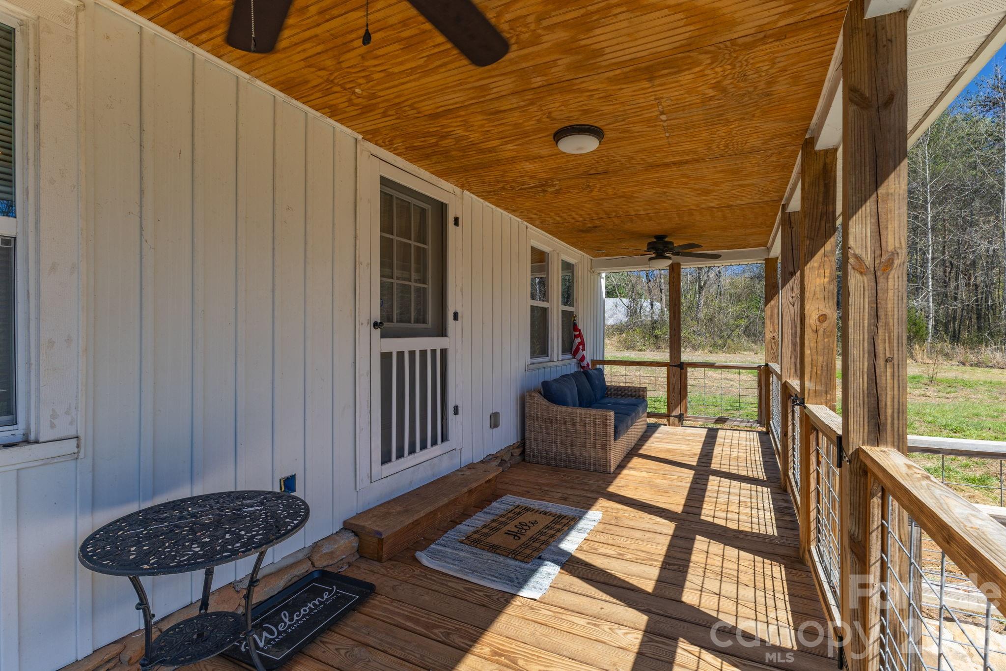 98 Poplar Springs Road — Hiddenite