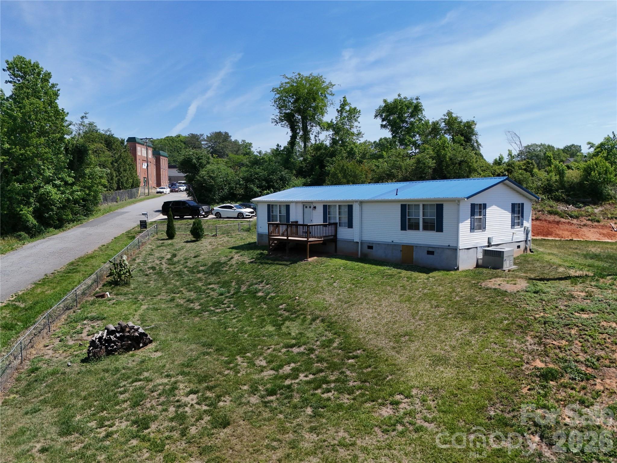 315 W Mcdowell Street — Morganton