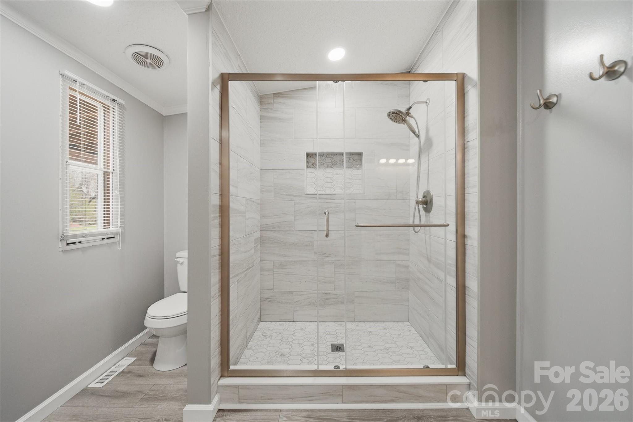 315 W Mcdowell Street — Morganton