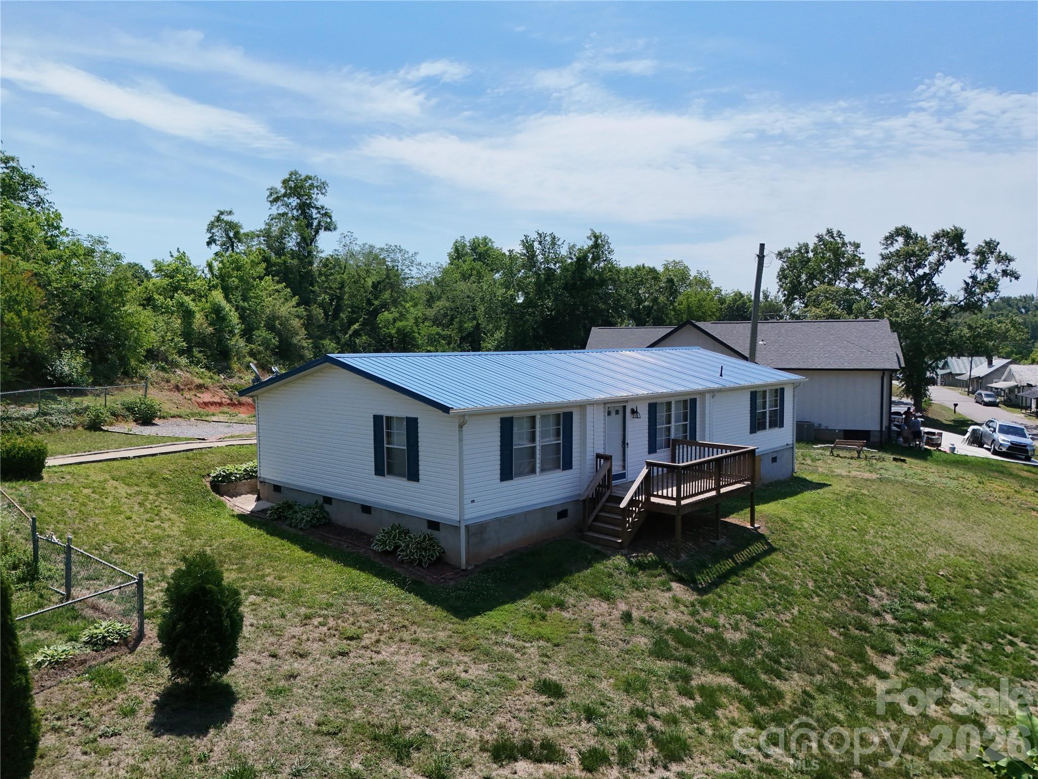 315 W Mcdowell Street — Morganton