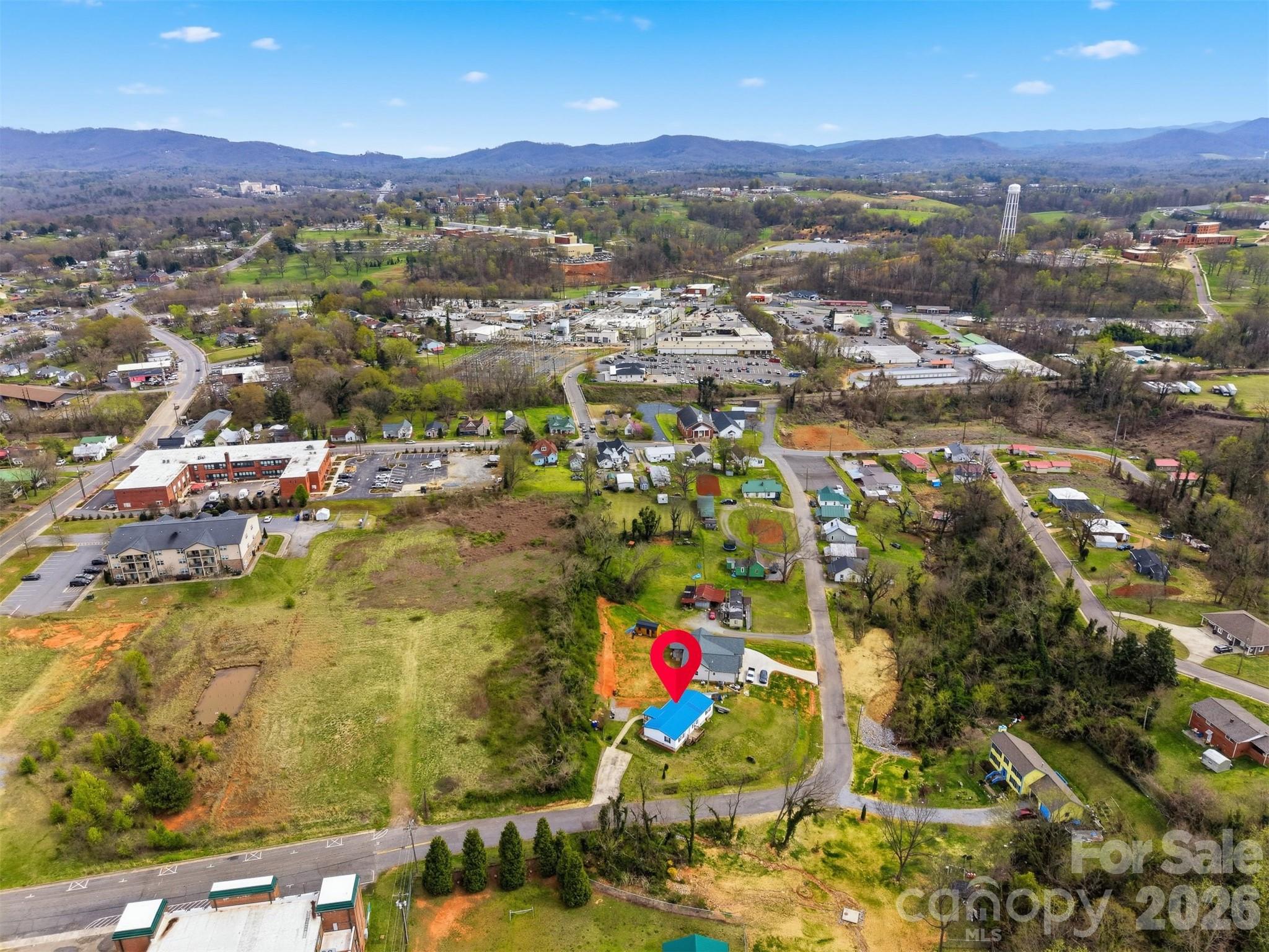 315 W Mcdowell Street — Morganton