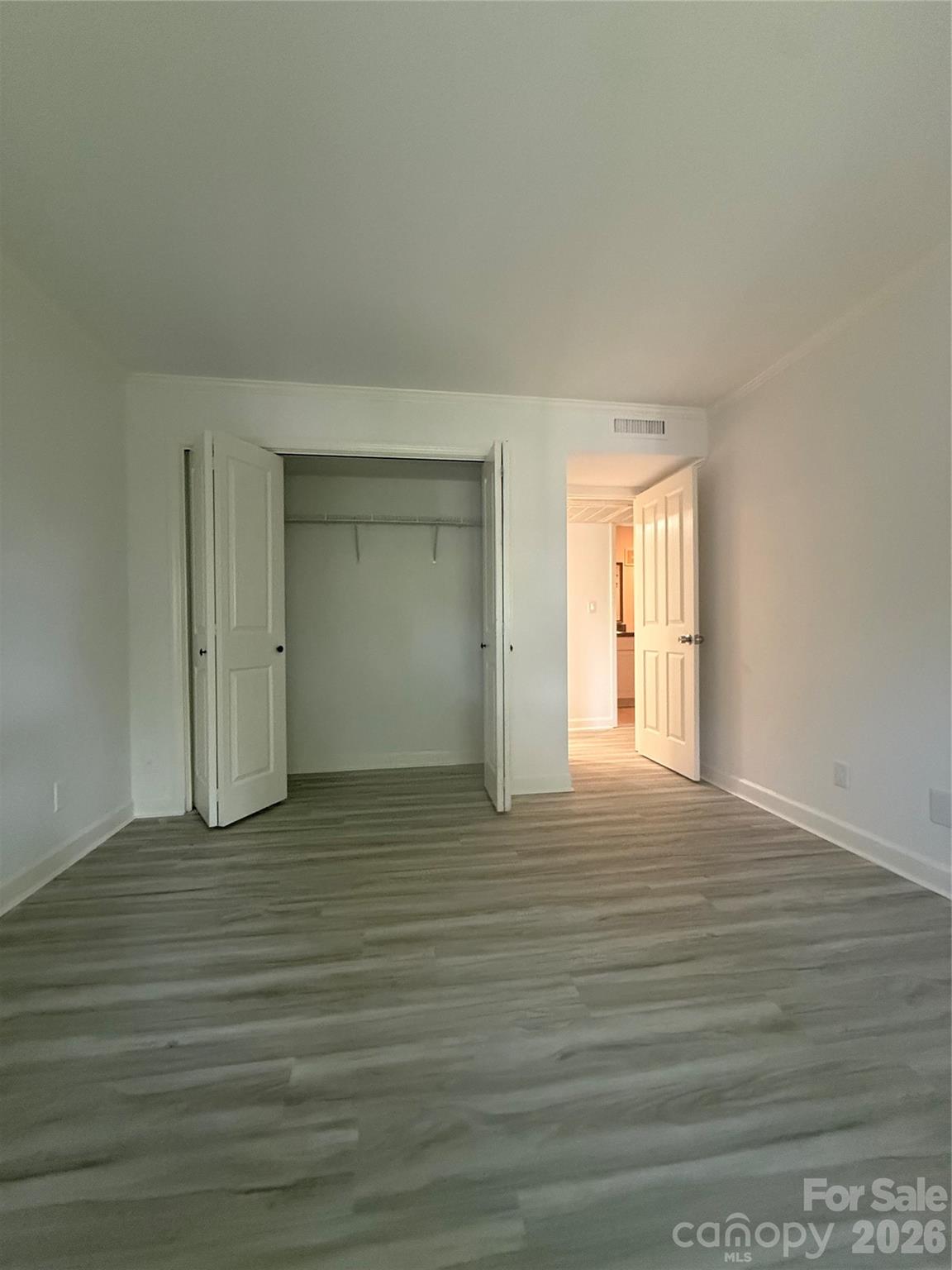 1323 Queens Road — Charlotte