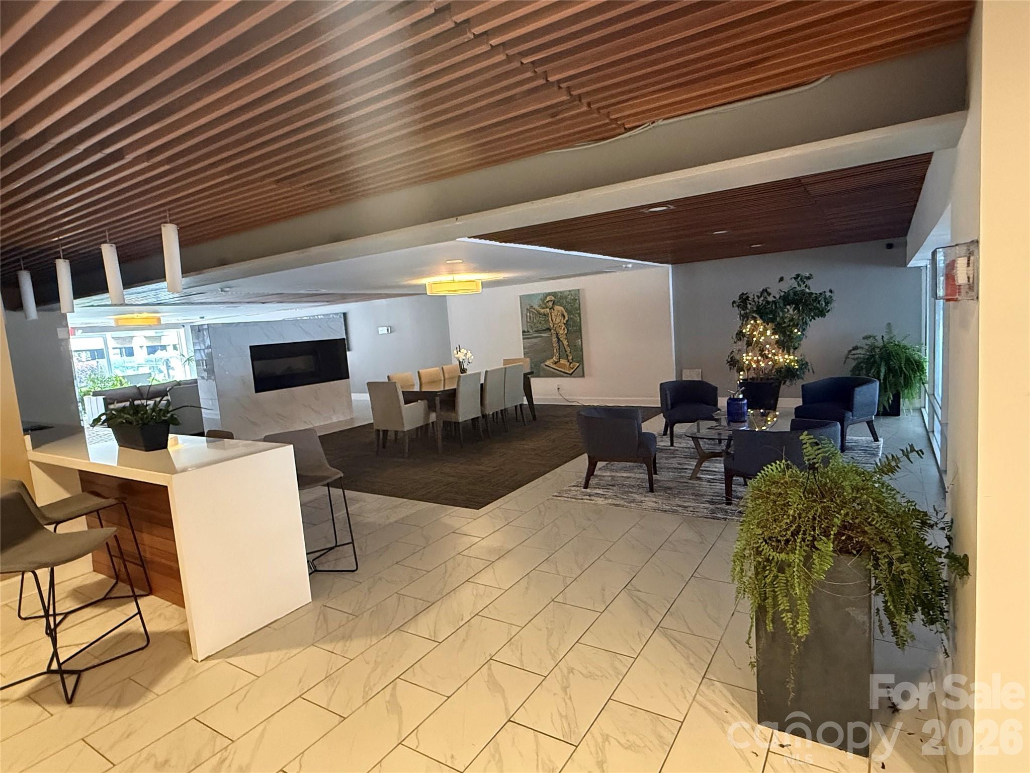 1323 Queens Road — Charlotte