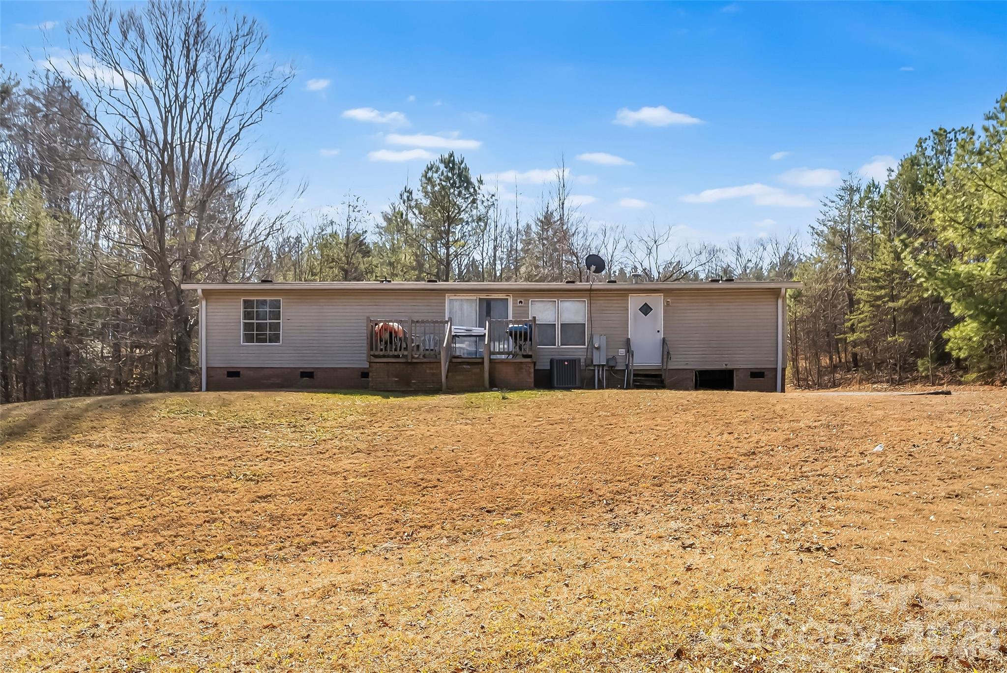 2380 Race Track Street — Morganton