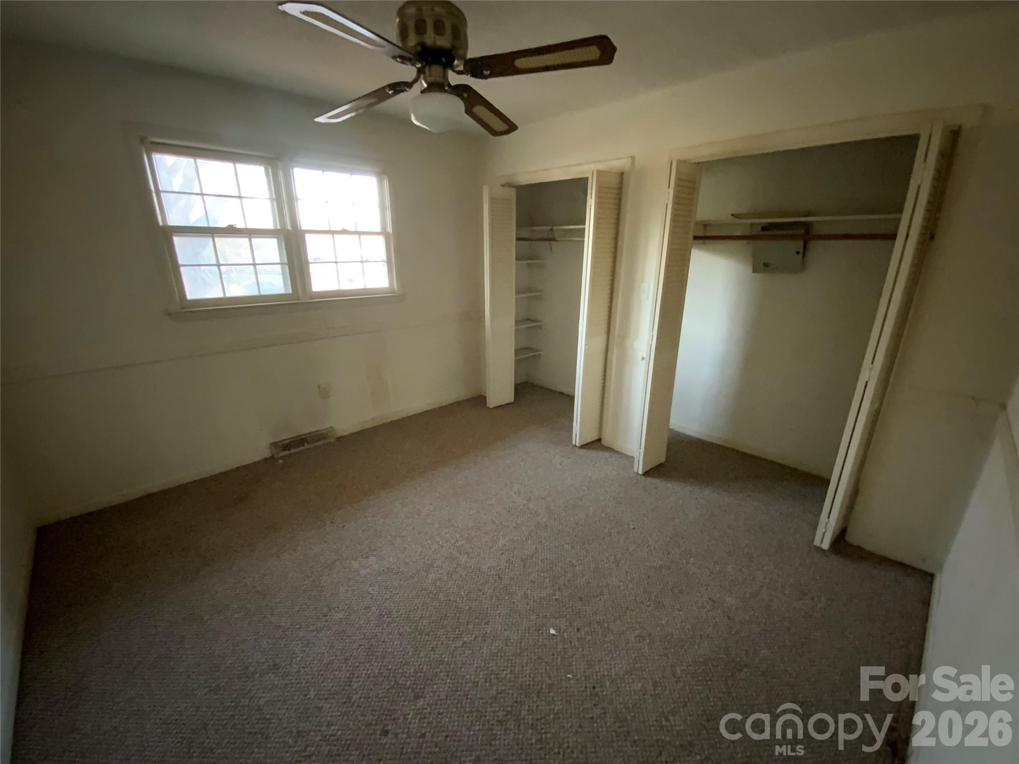 154 Lovelace Road — Forest City