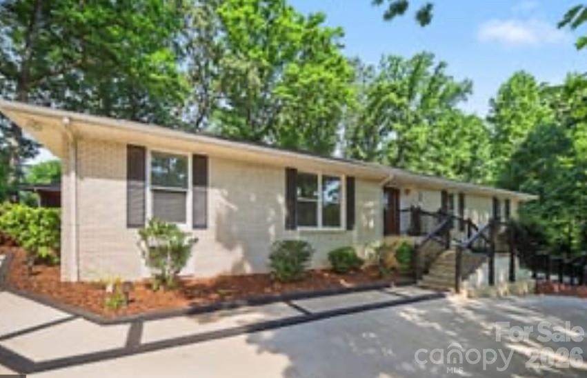 14921 August Lane — Charlotte