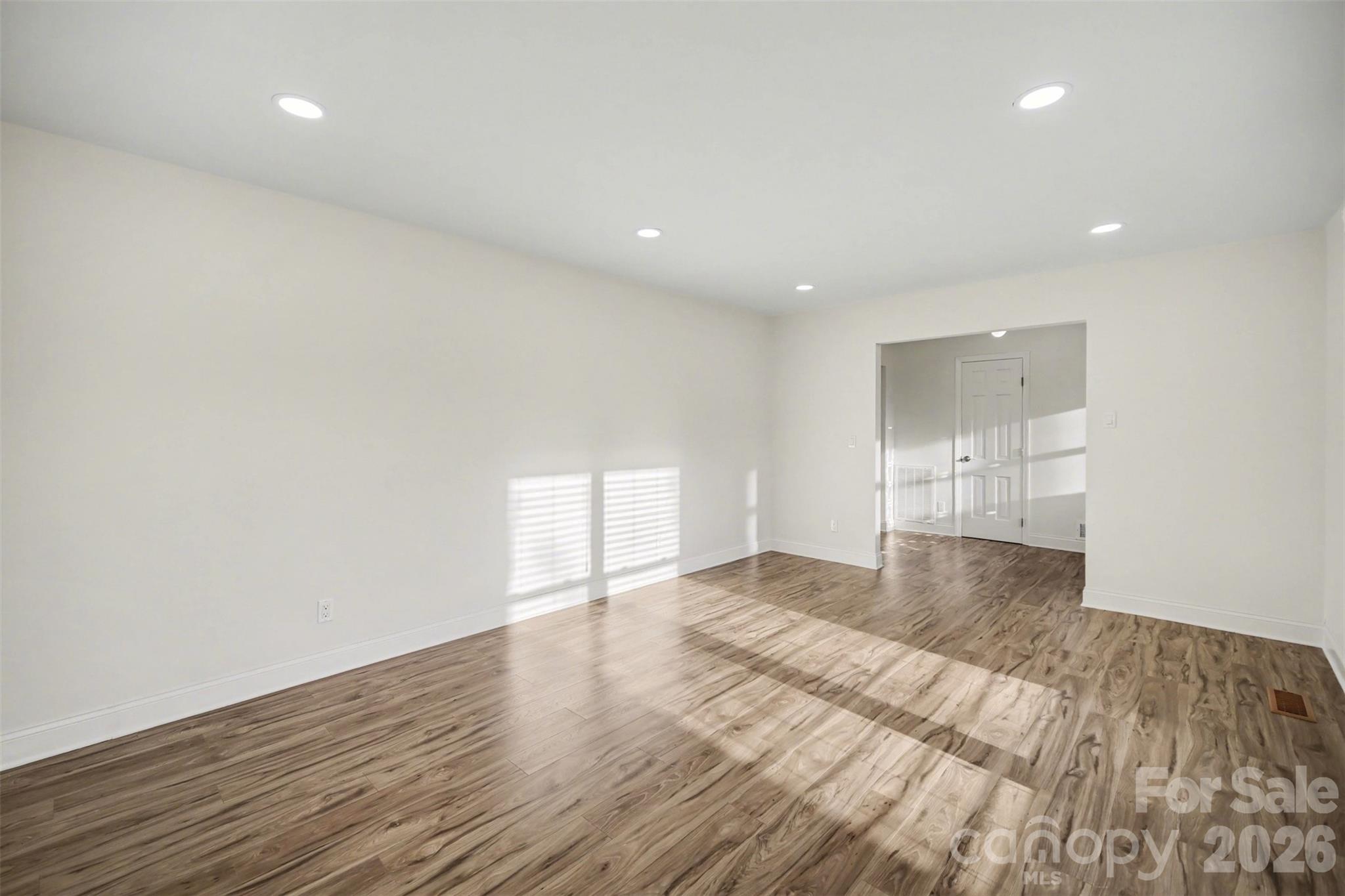 14921 August Lane — Charlotte
