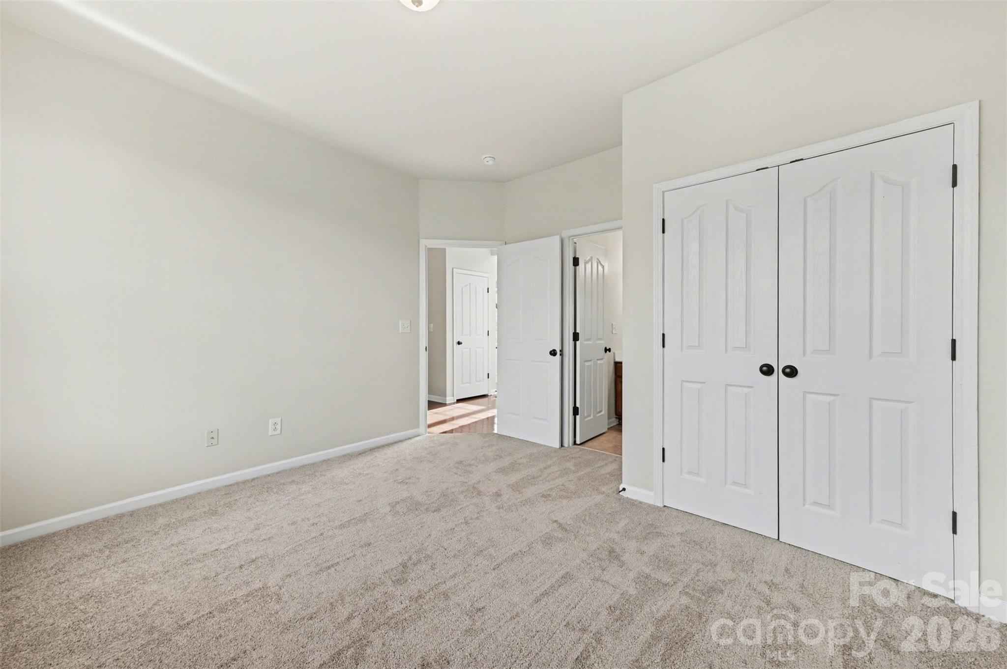 7512 Chasewater Drive — Harrisburg