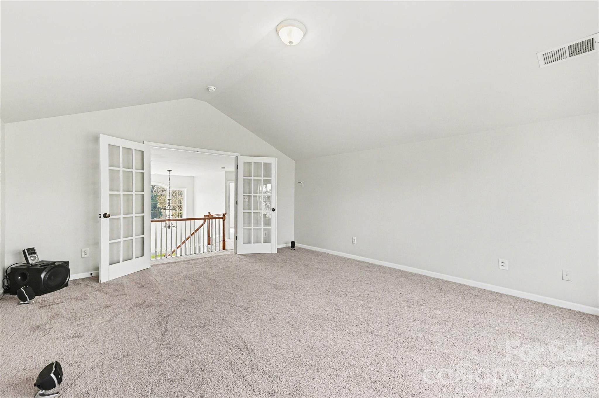 7512 Chasewater Drive — Harrisburg