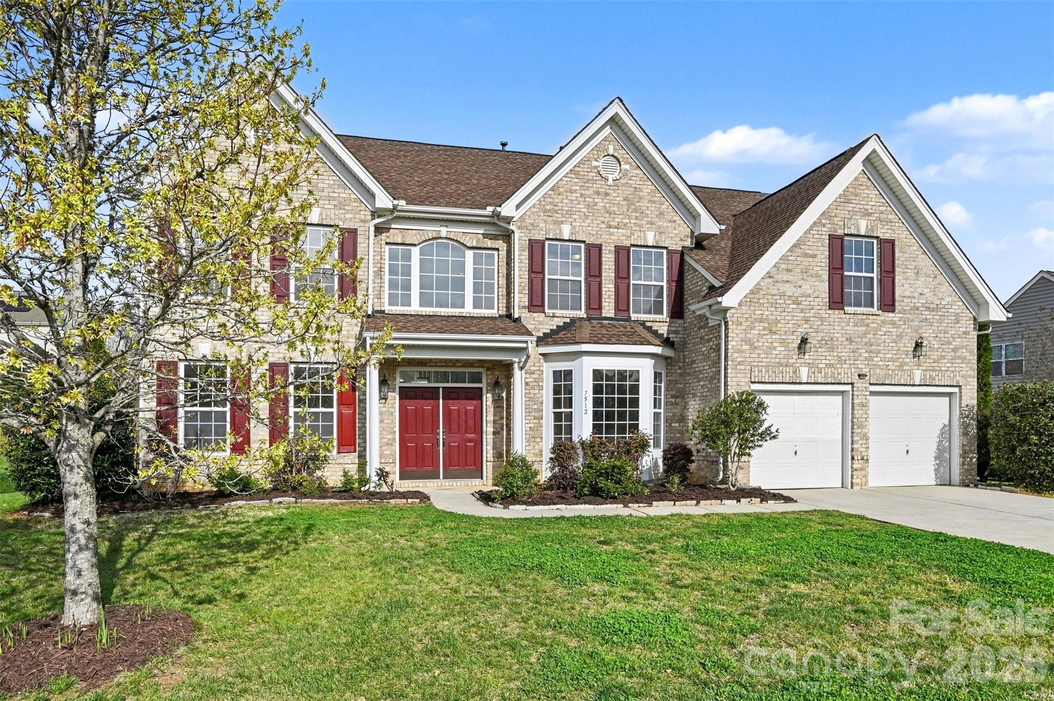 7512 Chasewater Drive — Harrisburg