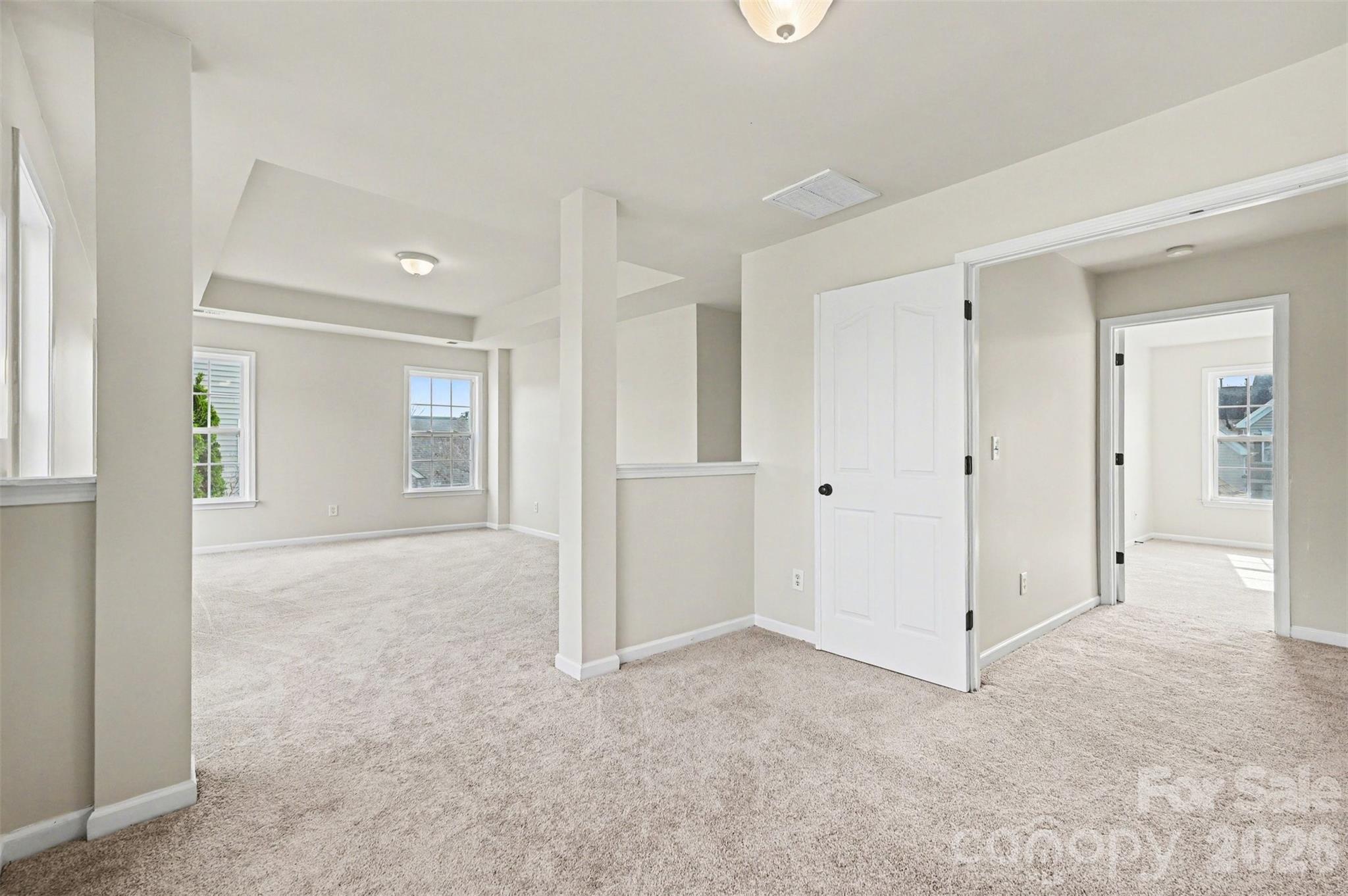 7512 Chasewater Drive — Harrisburg