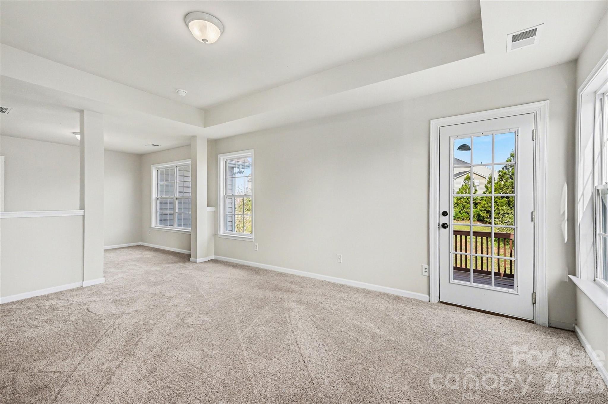 7512 Chasewater Drive — Harrisburg