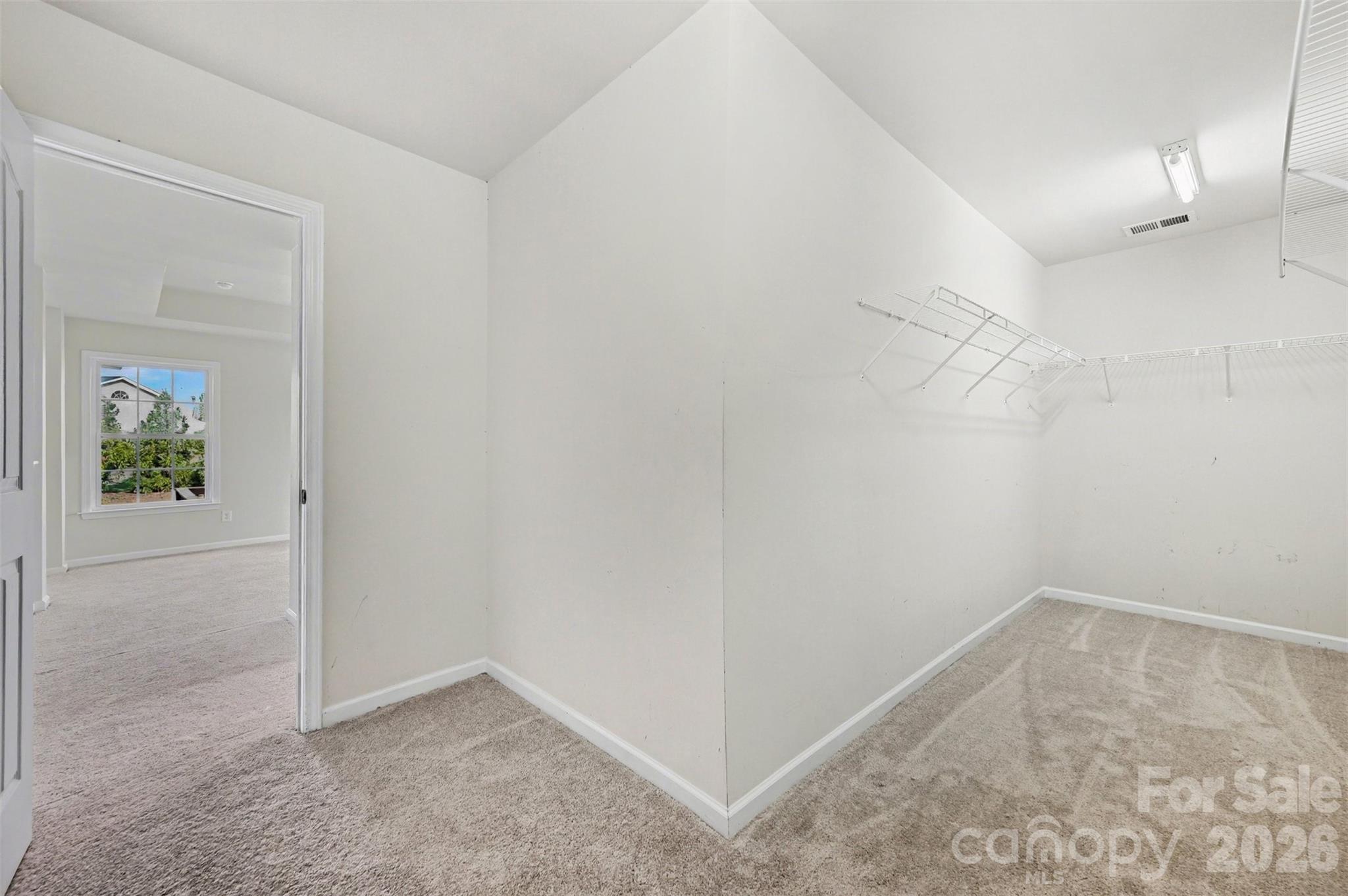 7512 Chasewater Drive — Harrisburg