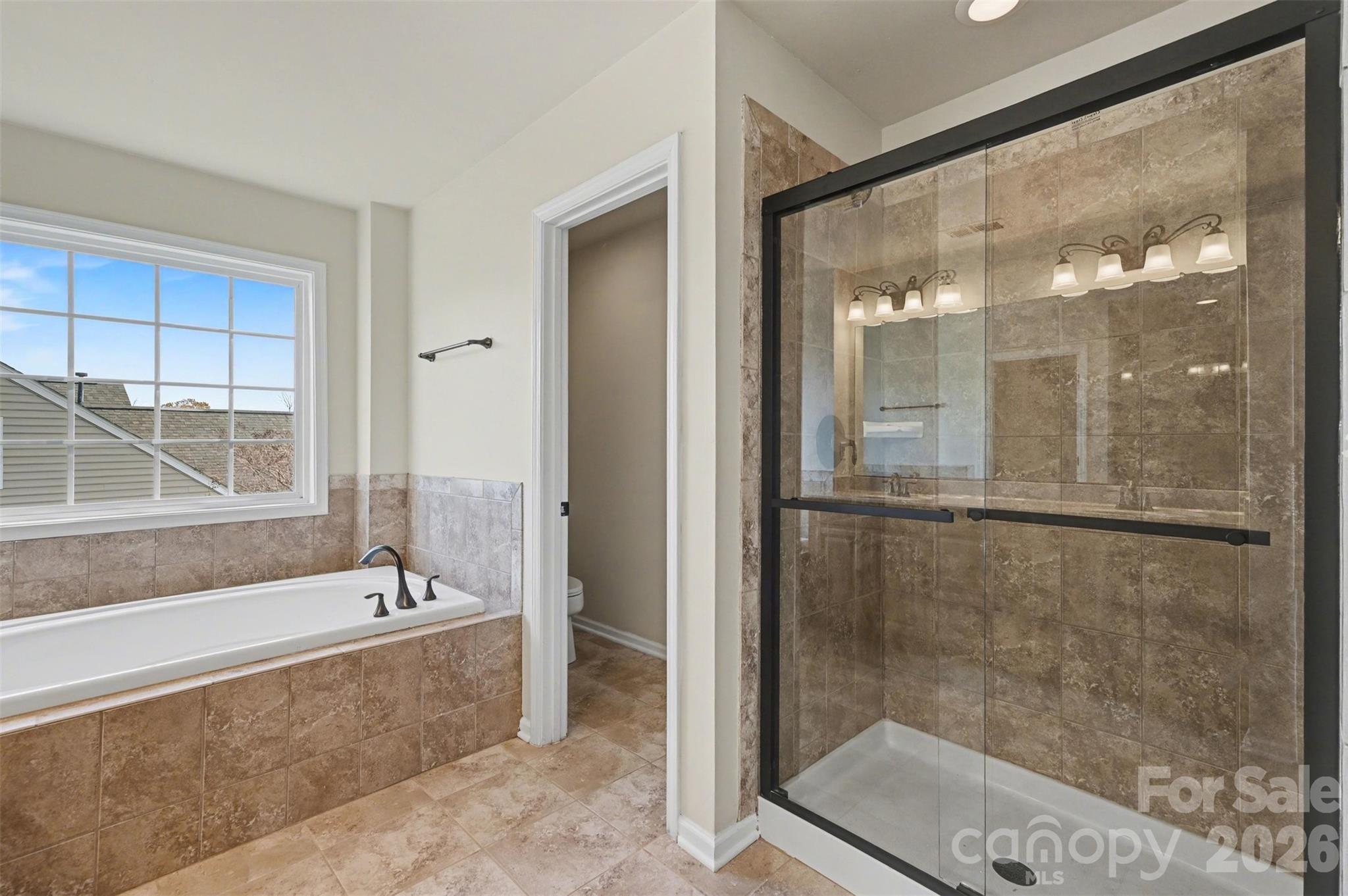 7512 Chasewater Drive — Harrisburg