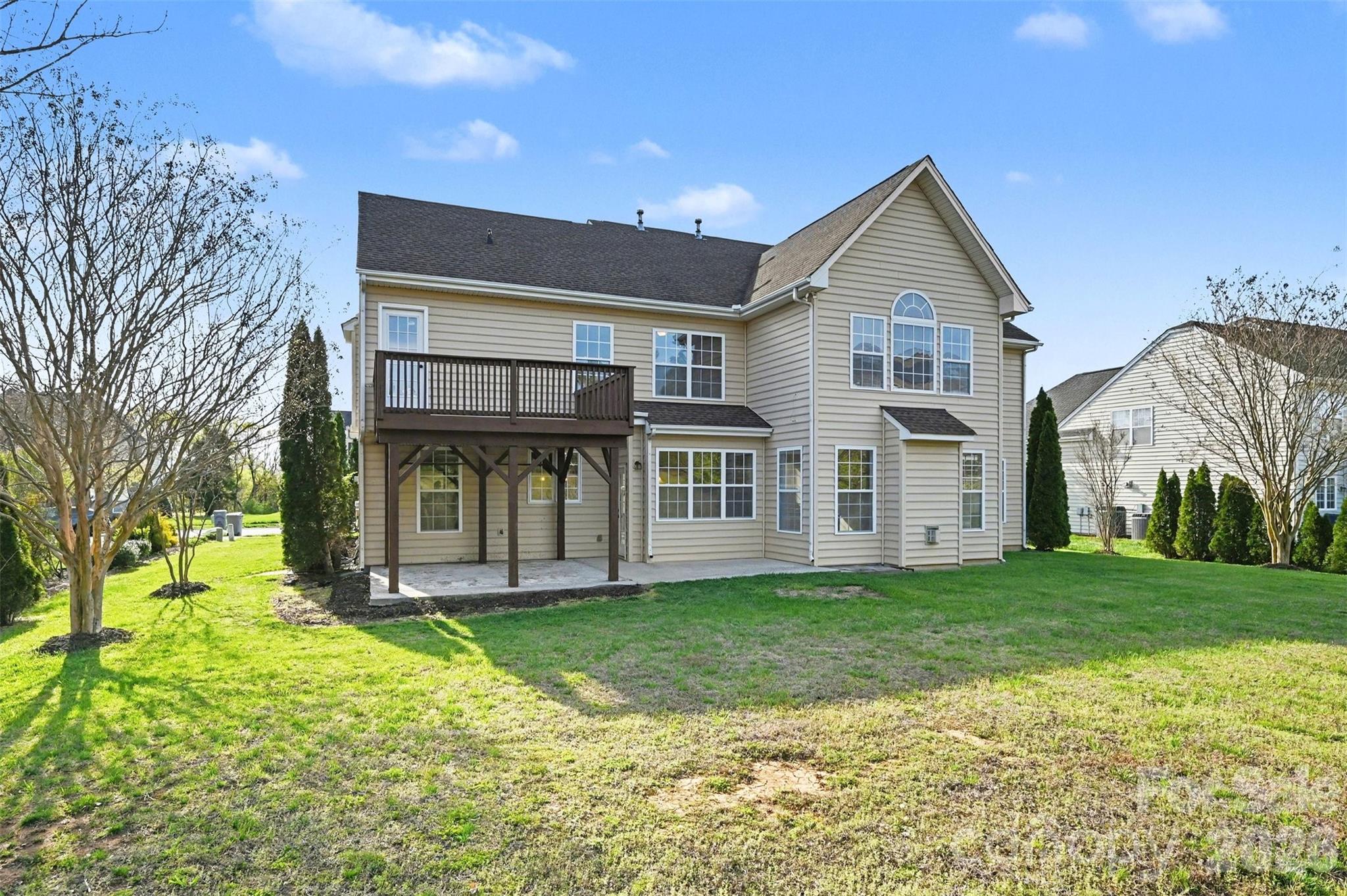 7512 Chasewater Drive — Harrisburg