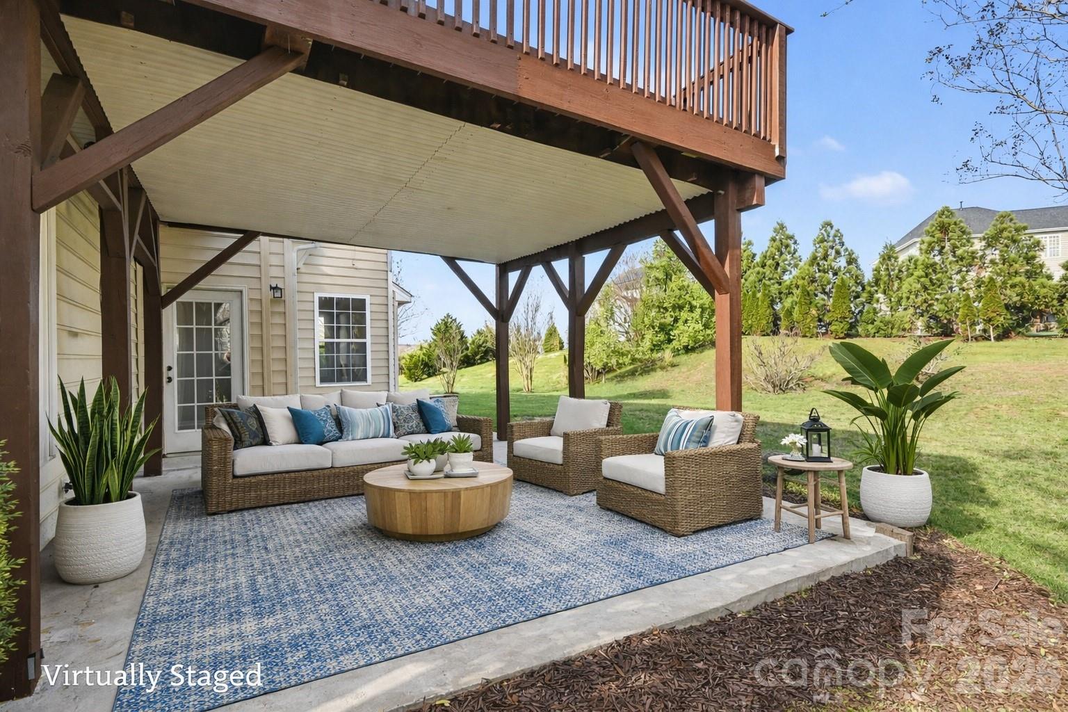 7512 Chasewater Drive — Harrisburg