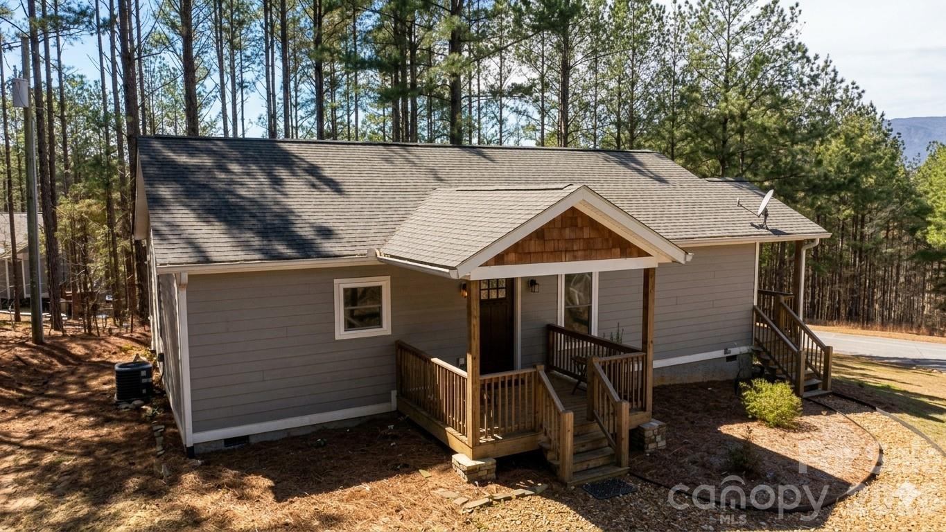 386 Sunset Drive #14 — Mill Spring