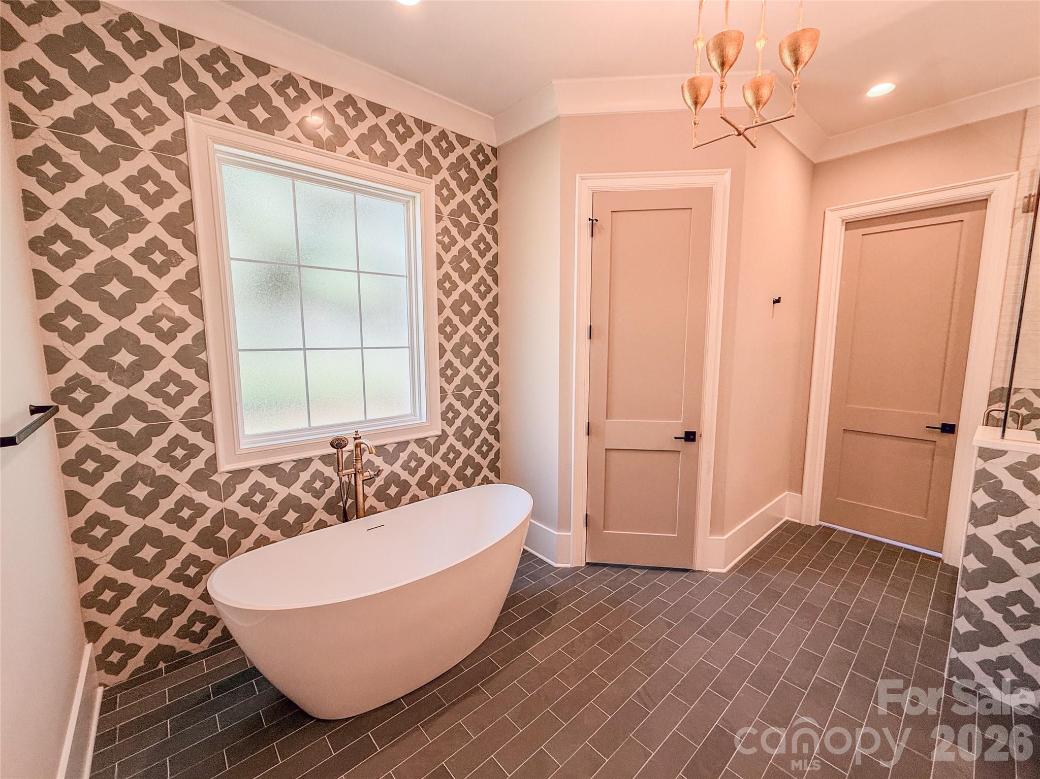 4822 Walker Road — Charlotte