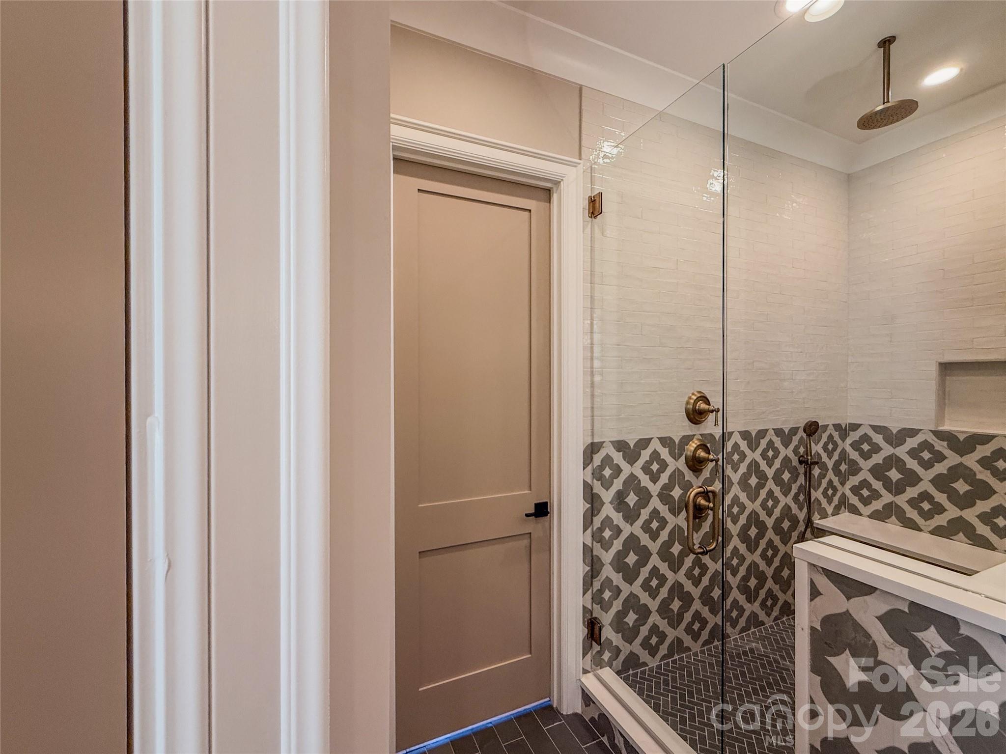 4822 Walker Road — Charlotte