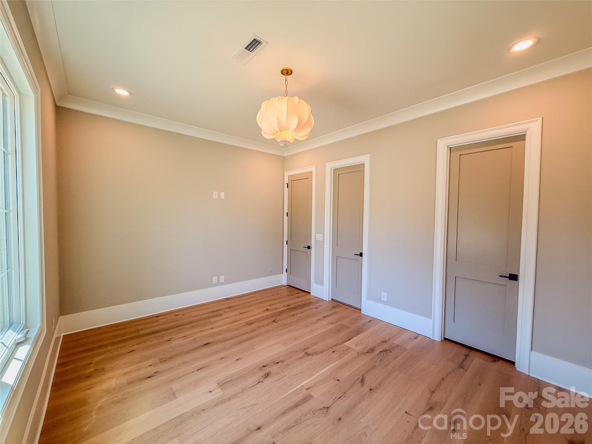 4822 Walker Road — Charlotte