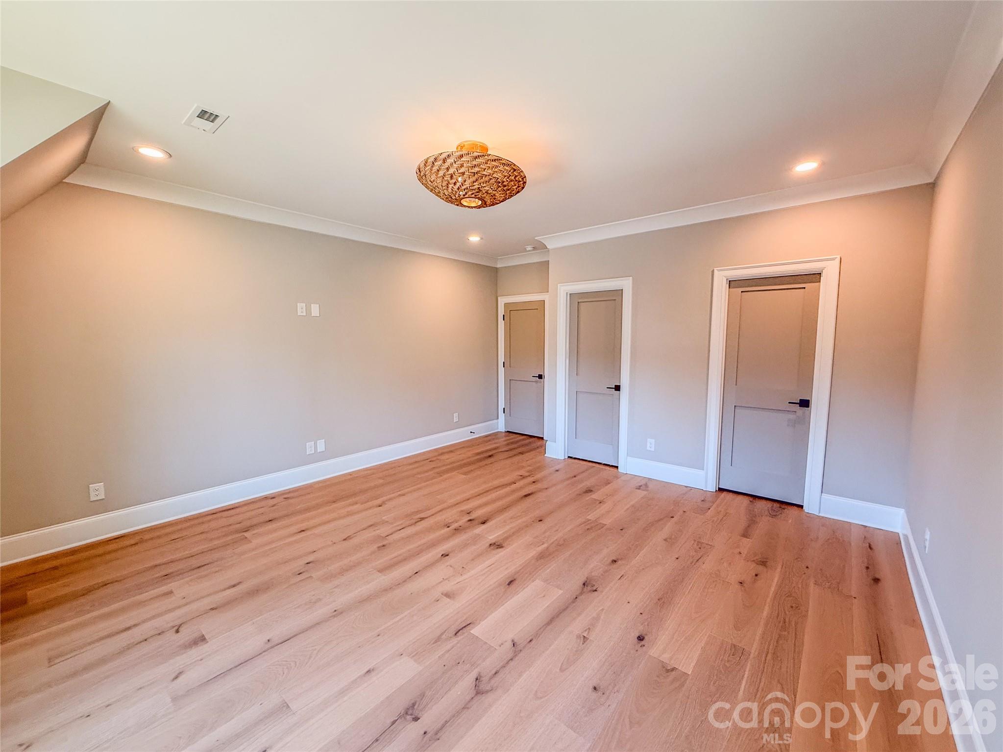 4822 Walker Road — Charlotte