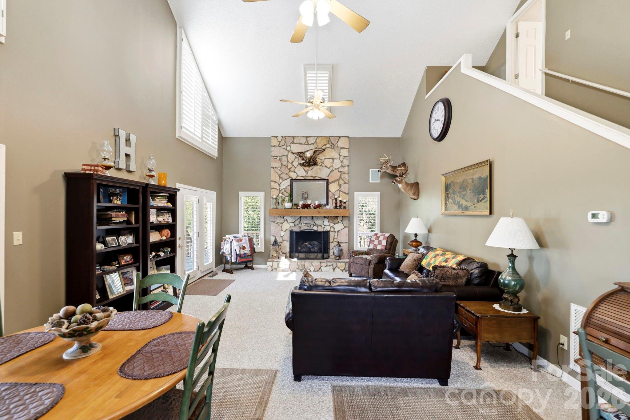 1489 Round Mountain Road — Brevard