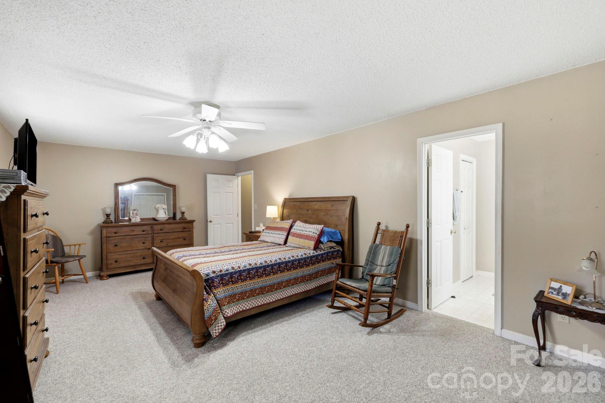 1489 Round Mountain Road — Brevard