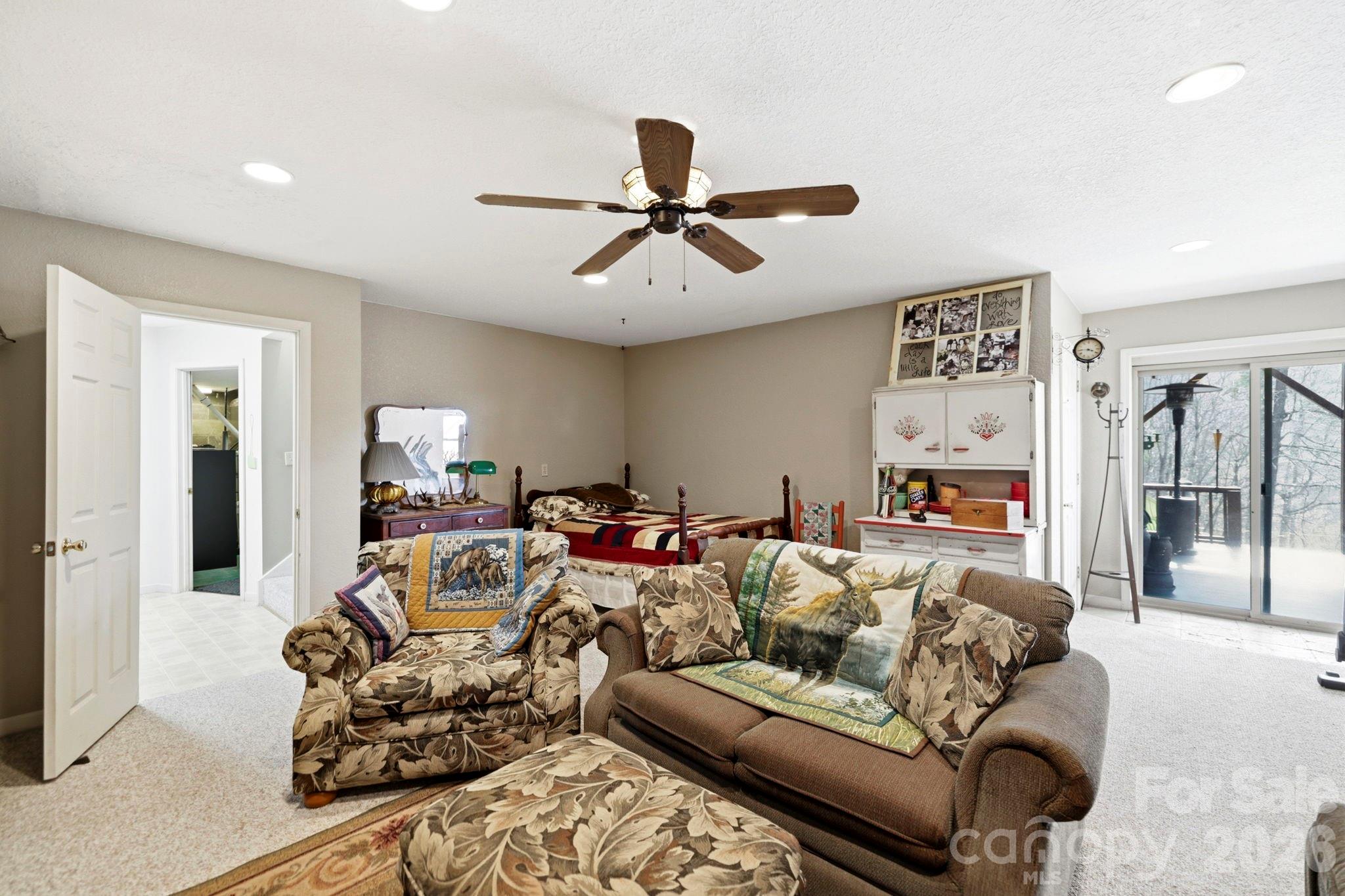 1489 Round Mountain Road — Brevard