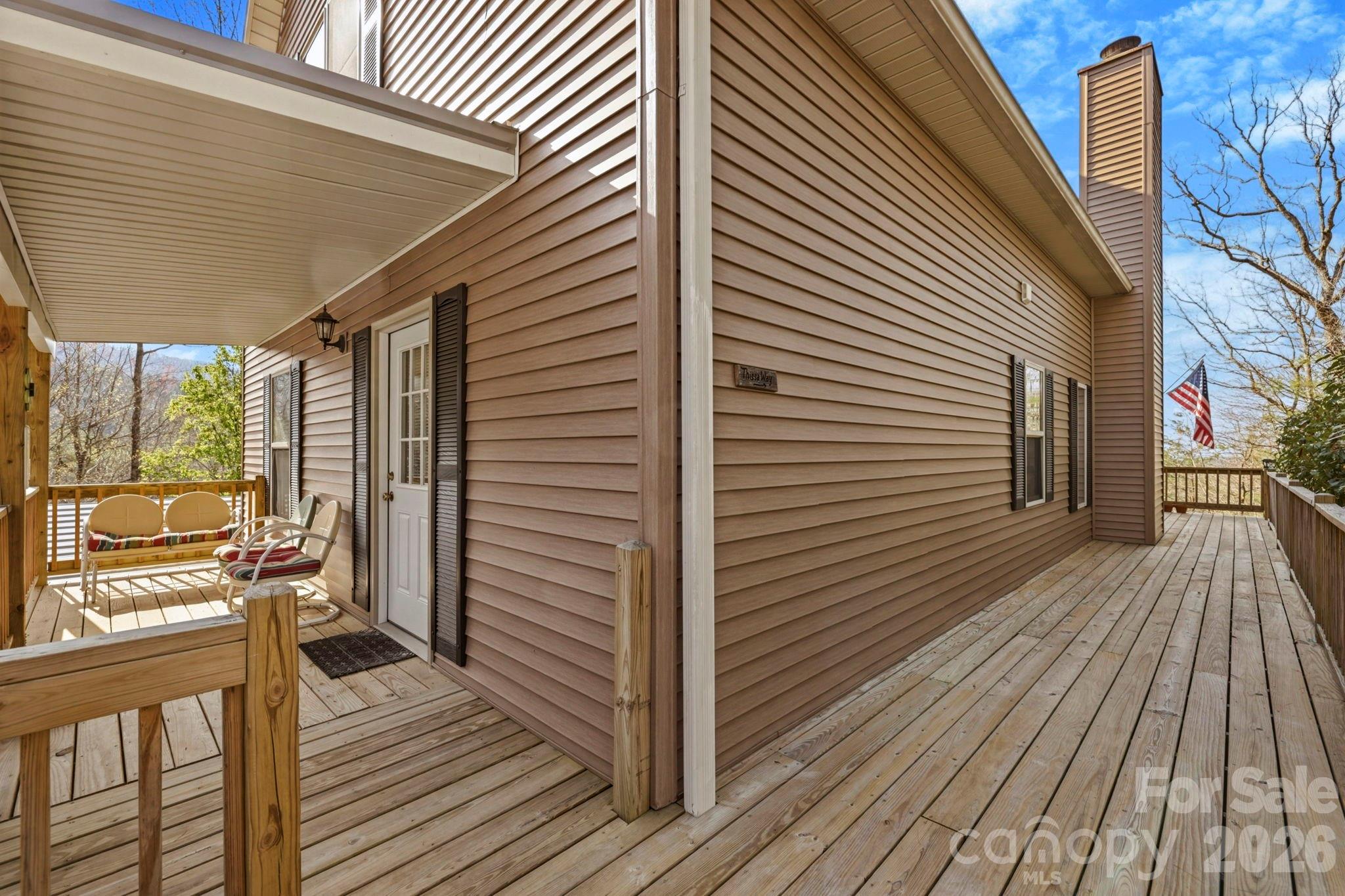 1489 Round Mountain Road — Brevard