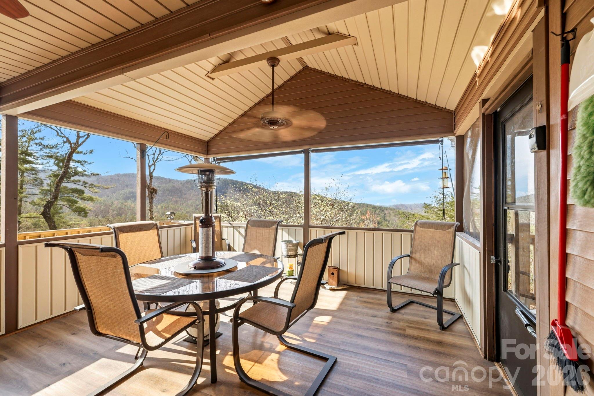 1489 Round Mountain Road — Brevard