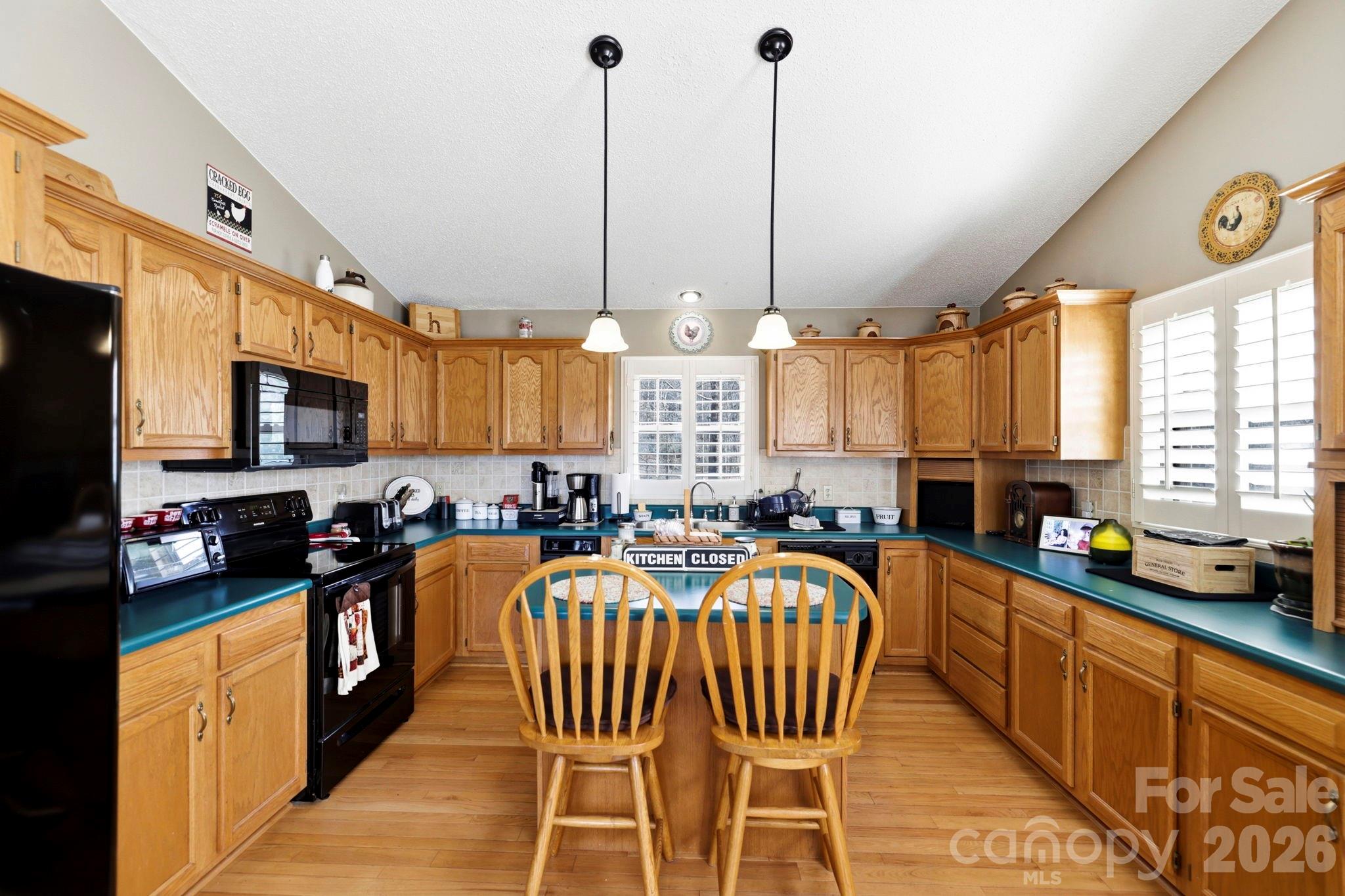 1489 Round Mountain Road — Brevard