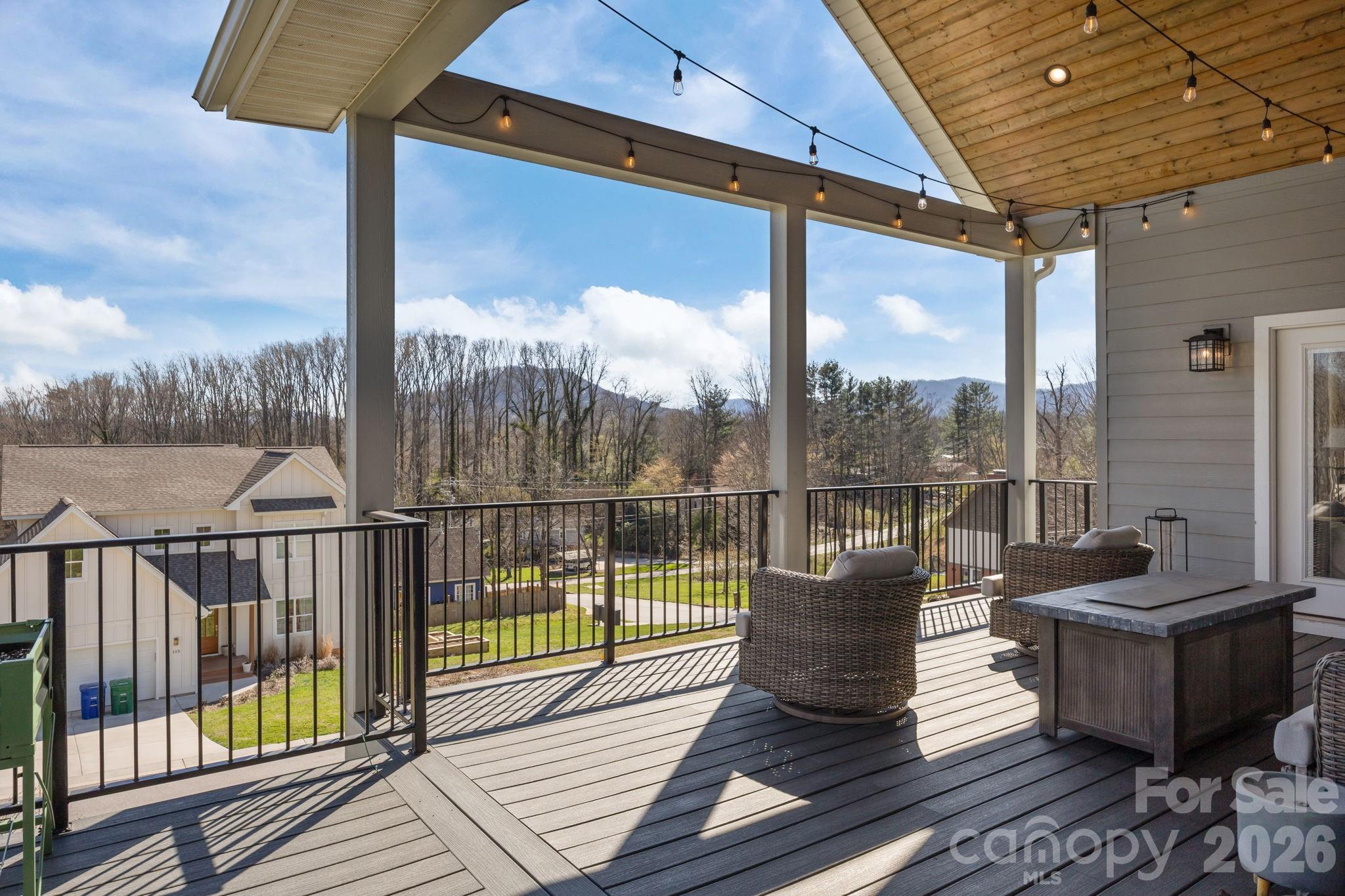 112 Meadow Breeze Road — Arden