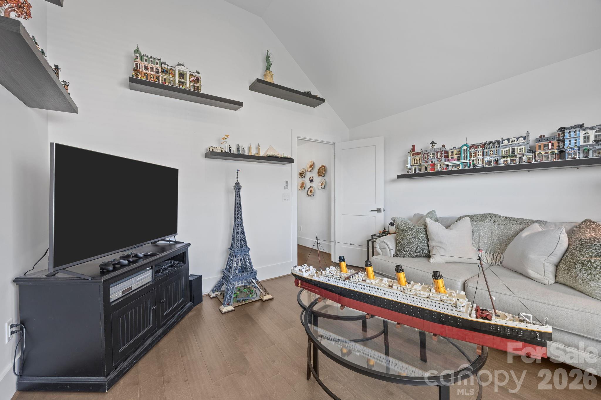 112 Meadow Breeze Road — Arden