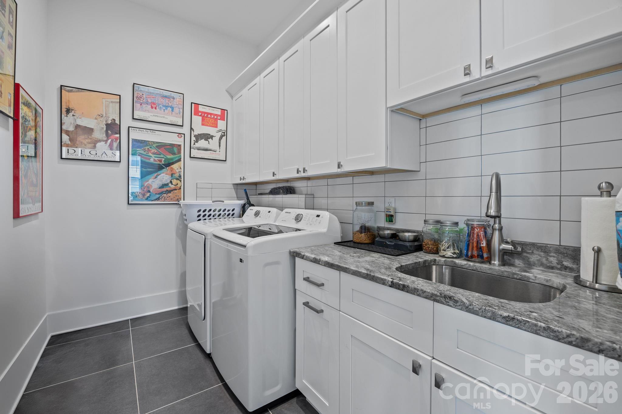 112 Meadow Breeze Road — Arden