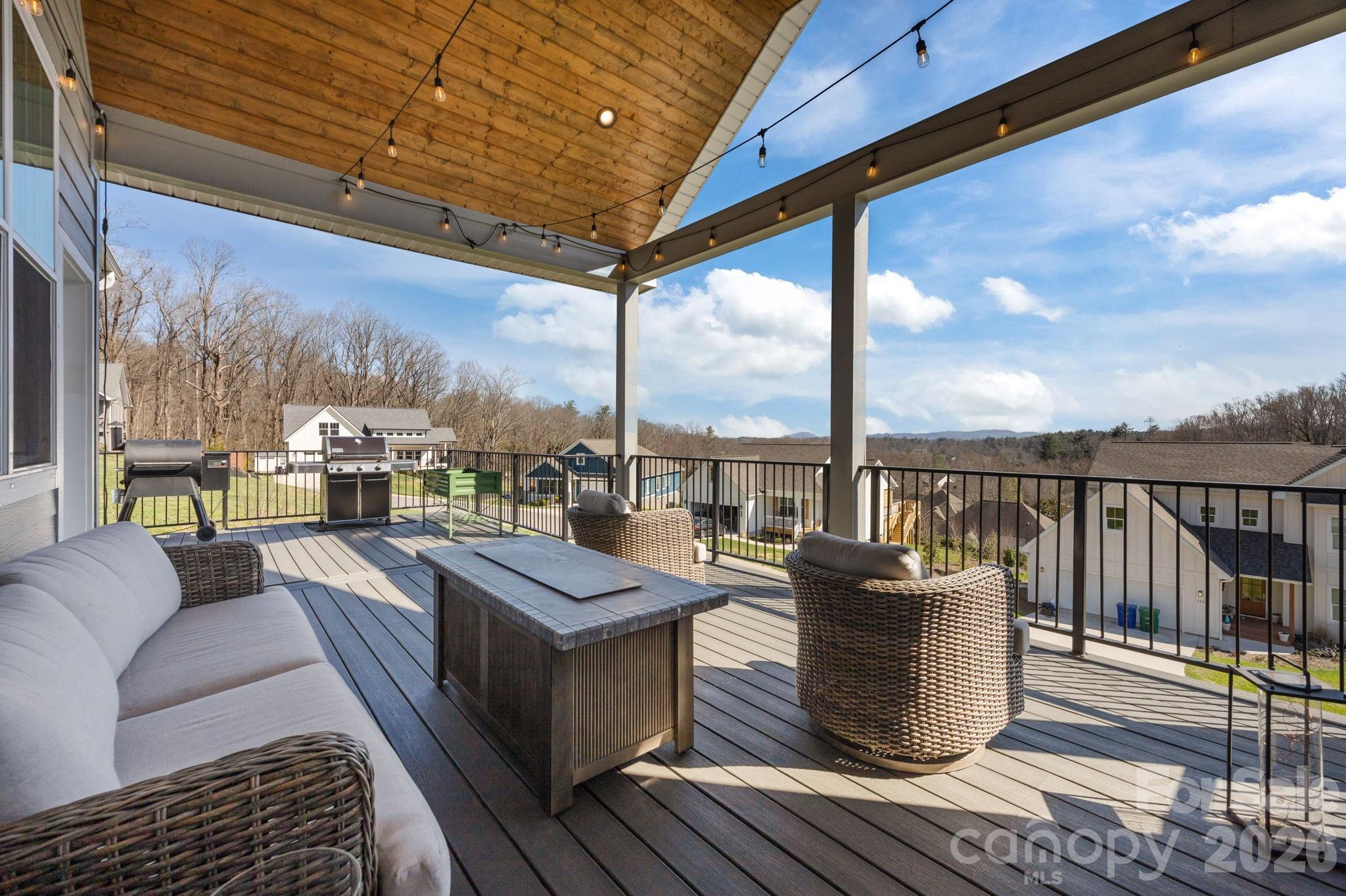 112 Meadow Breeze Road — Arden
