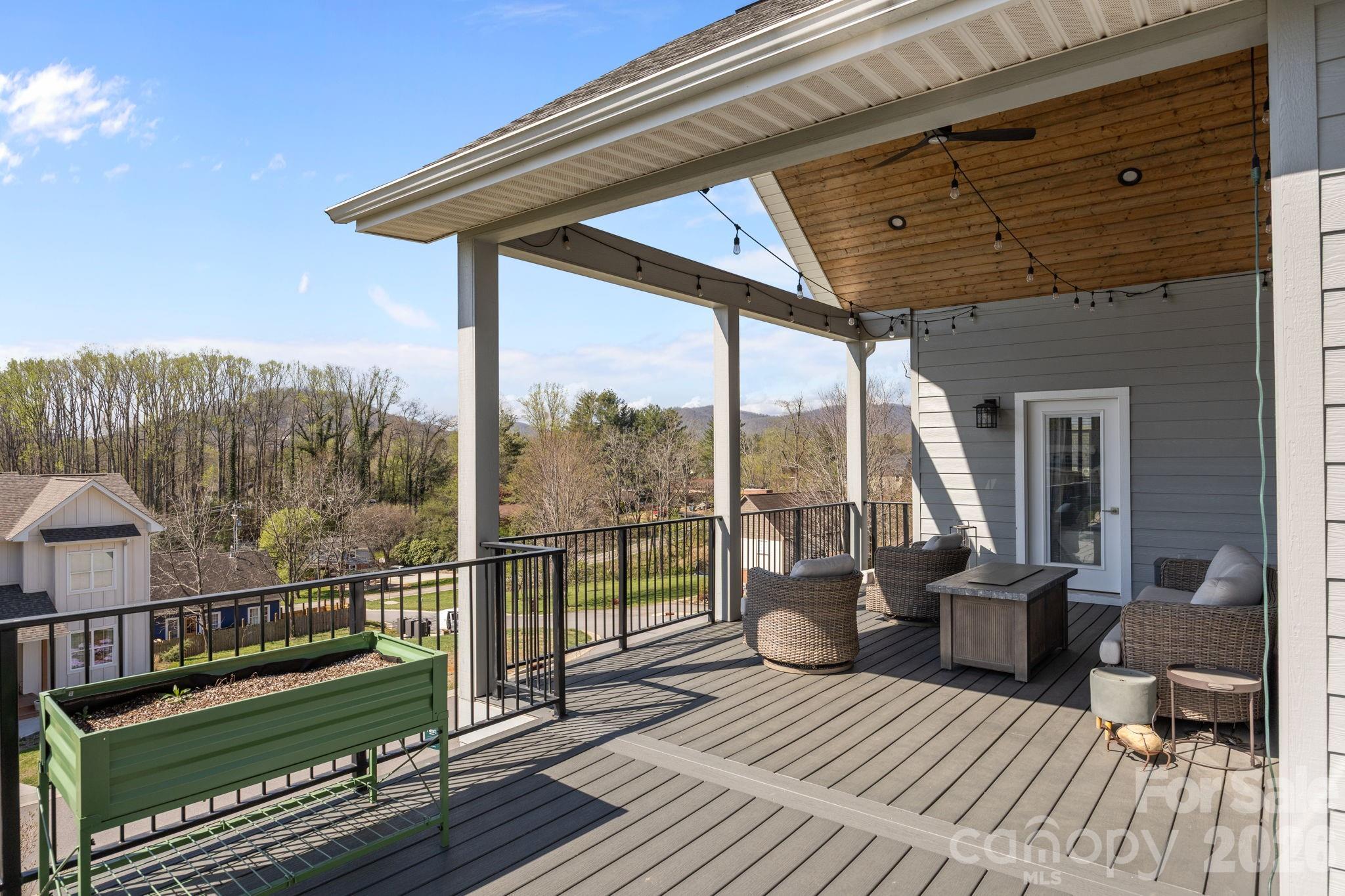 112 Meadow Breeze Road — Arden