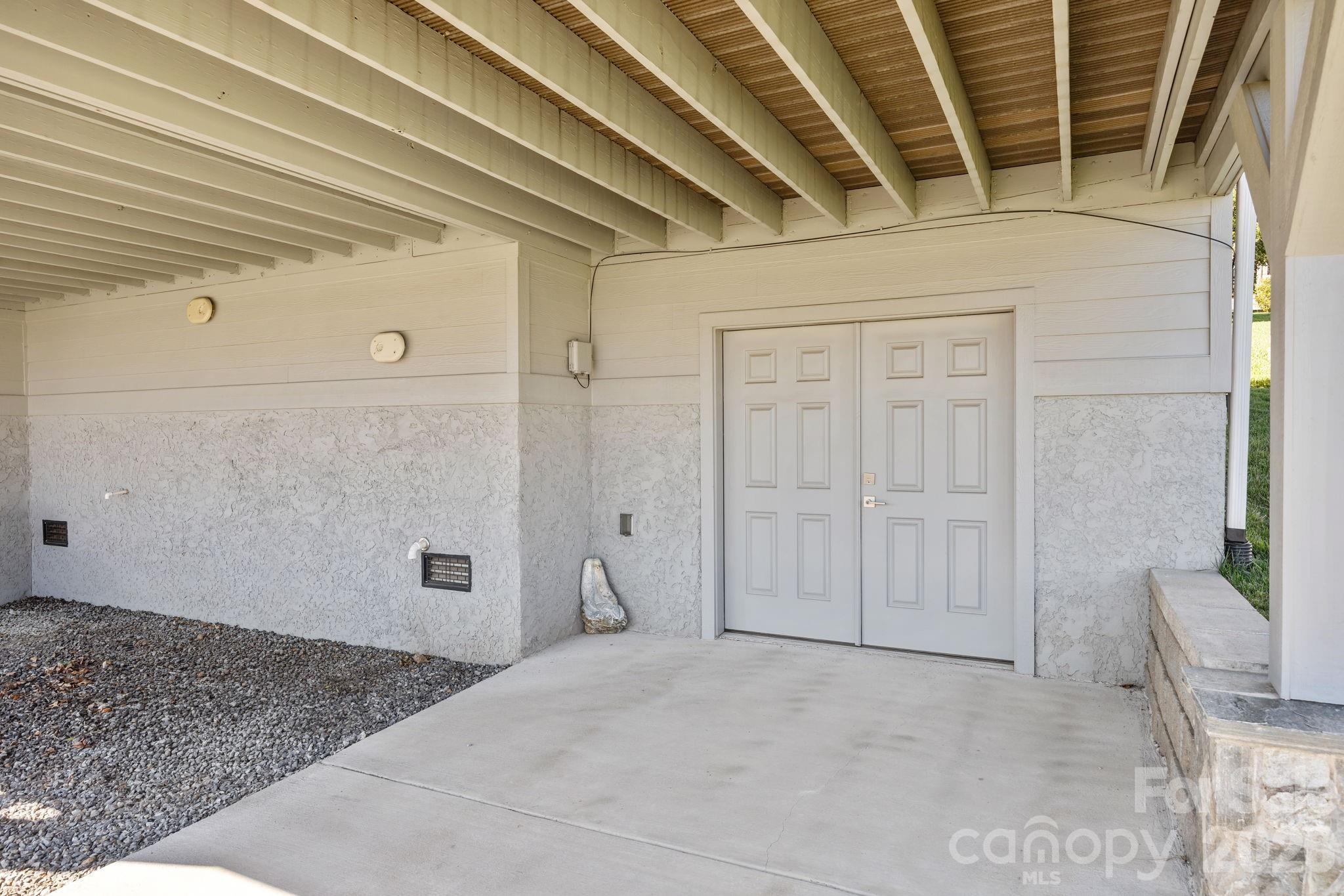 112 Meadow Breeze Road — Arden