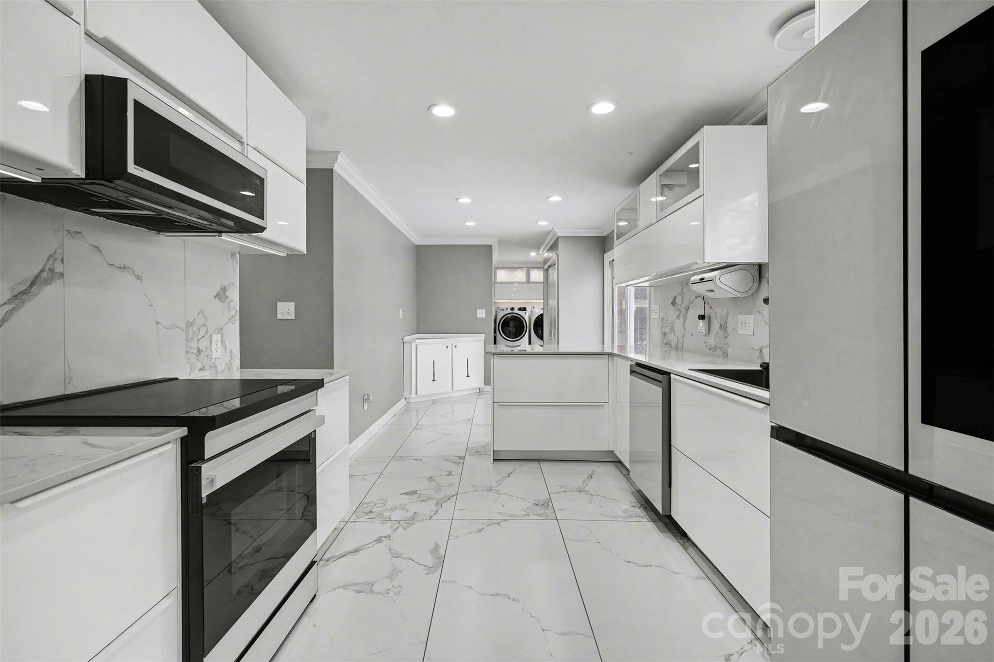 1560 Chatham Court NW — Concord