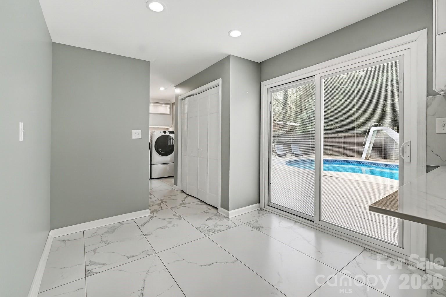 1560 Chatham Court NW — Concord