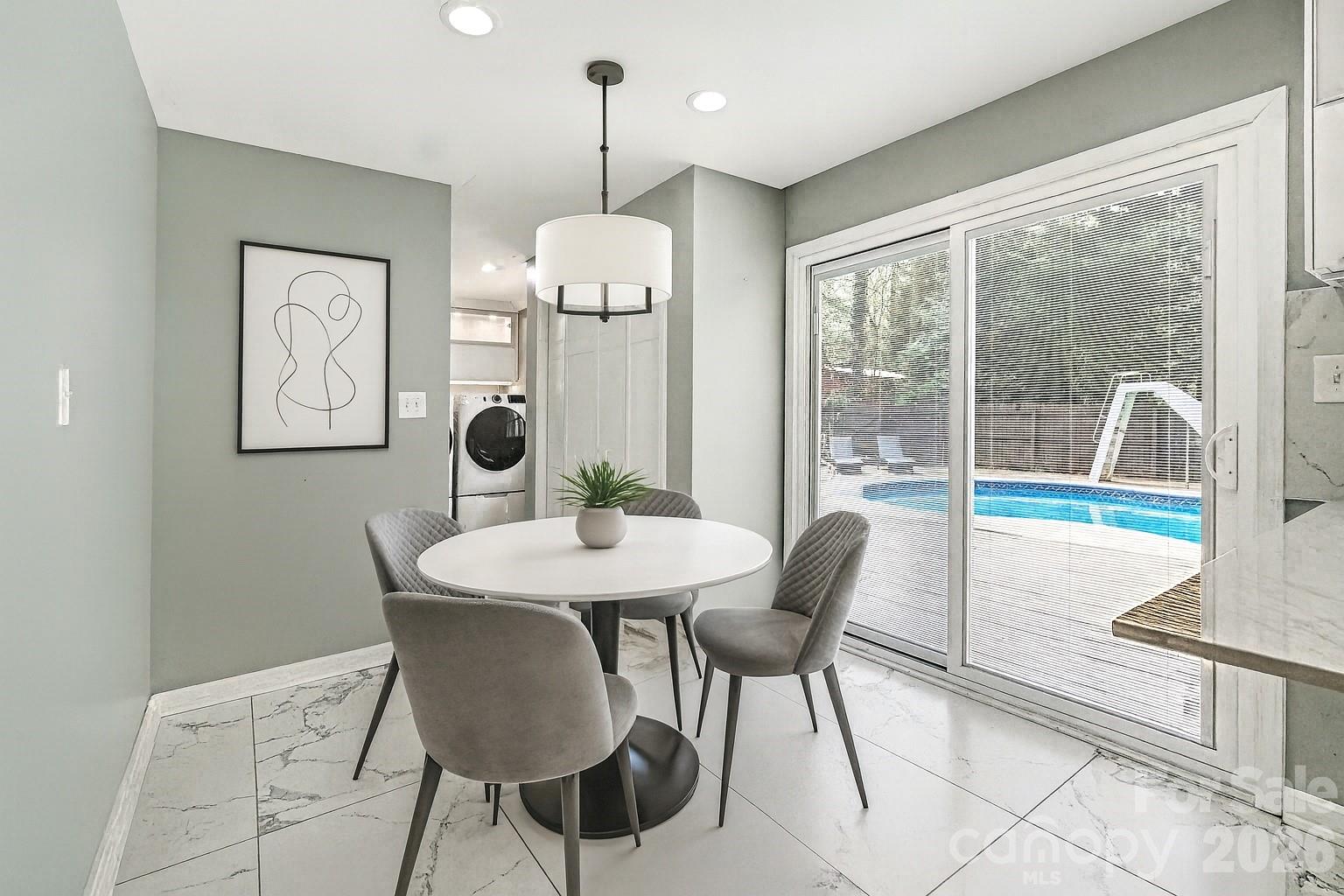 1560 Chatham Court NW — Concord