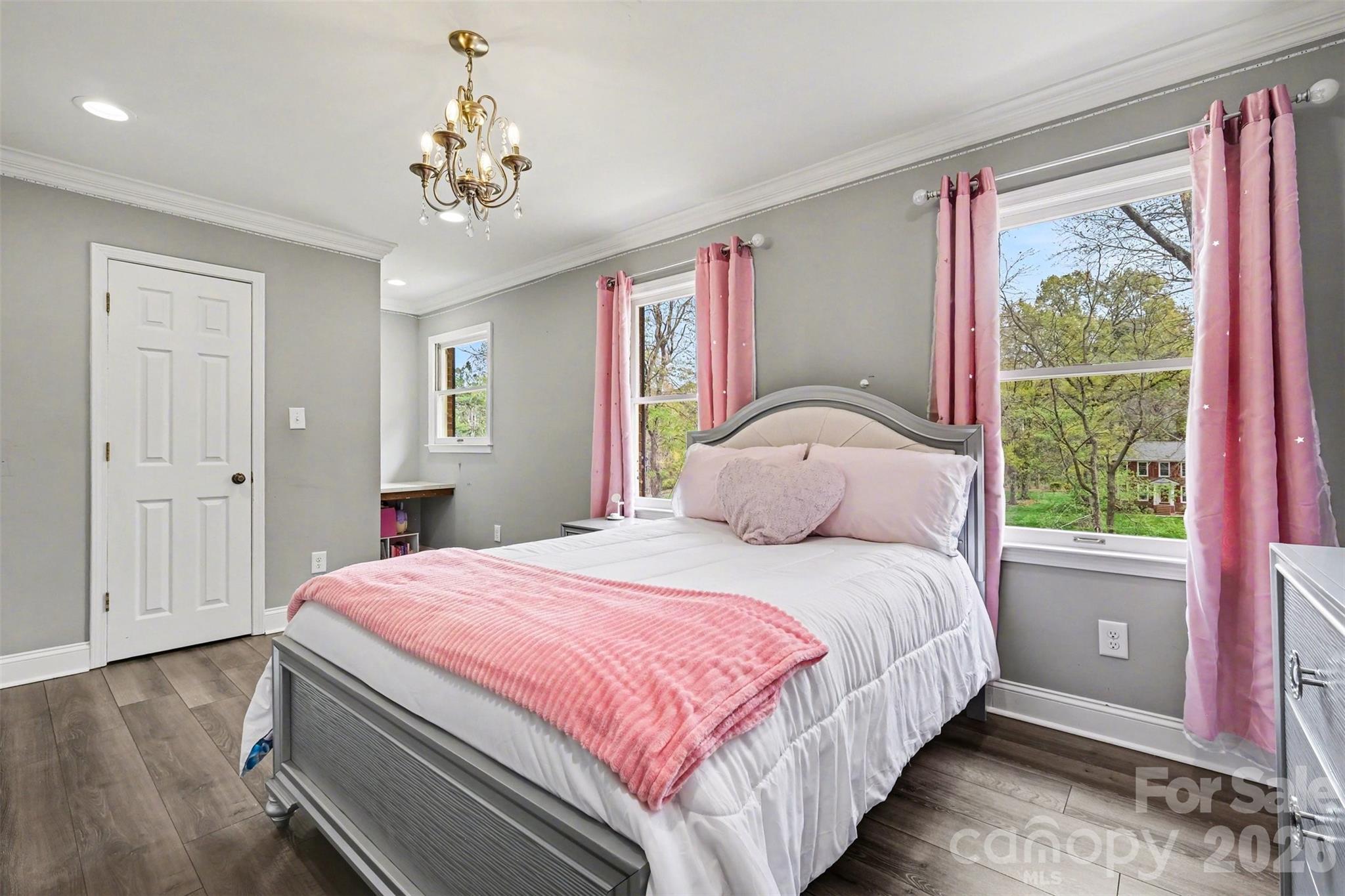 1560 Chatham Court NW — Concord