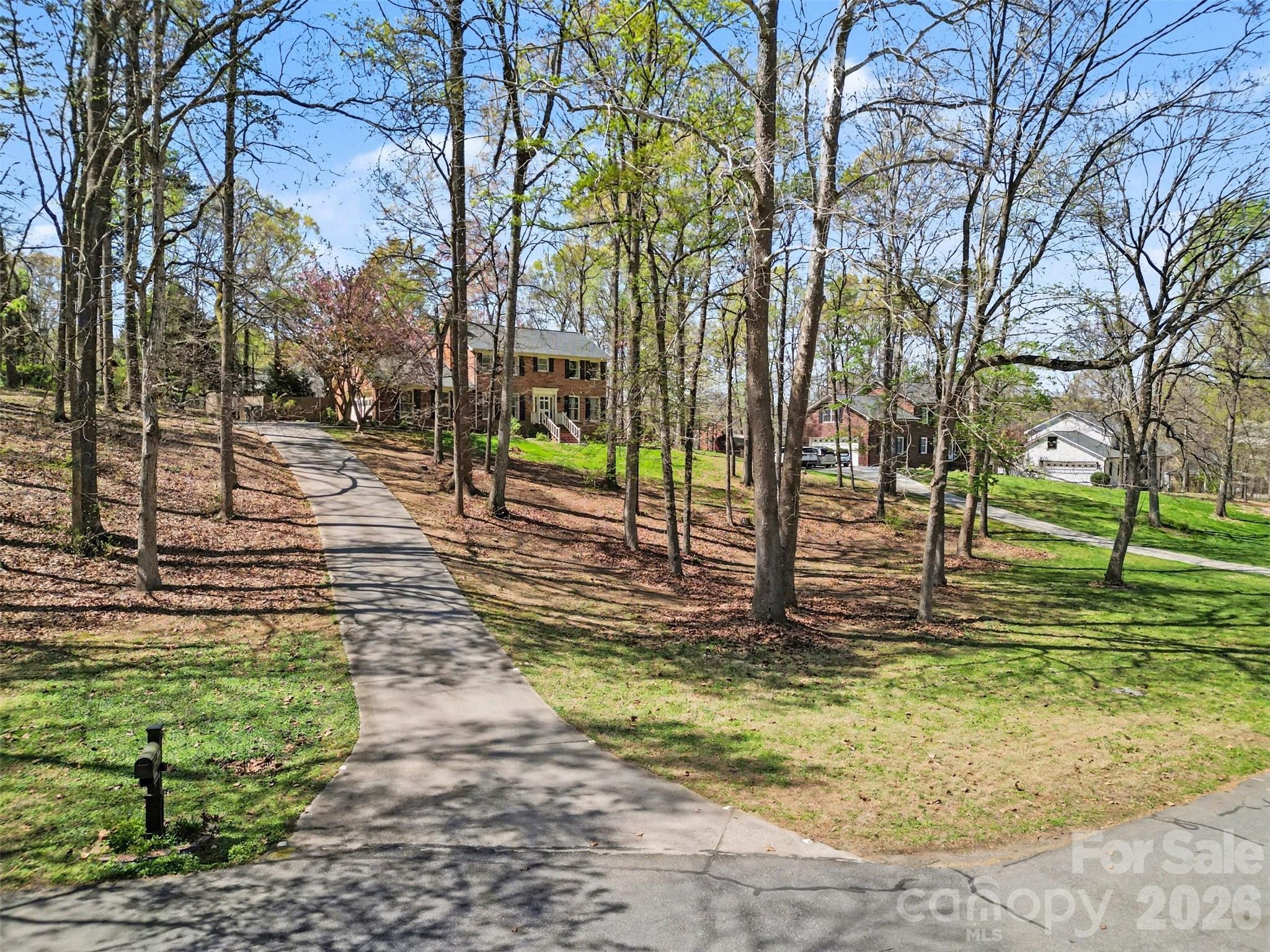 1560 Chatham Court NW — Concord