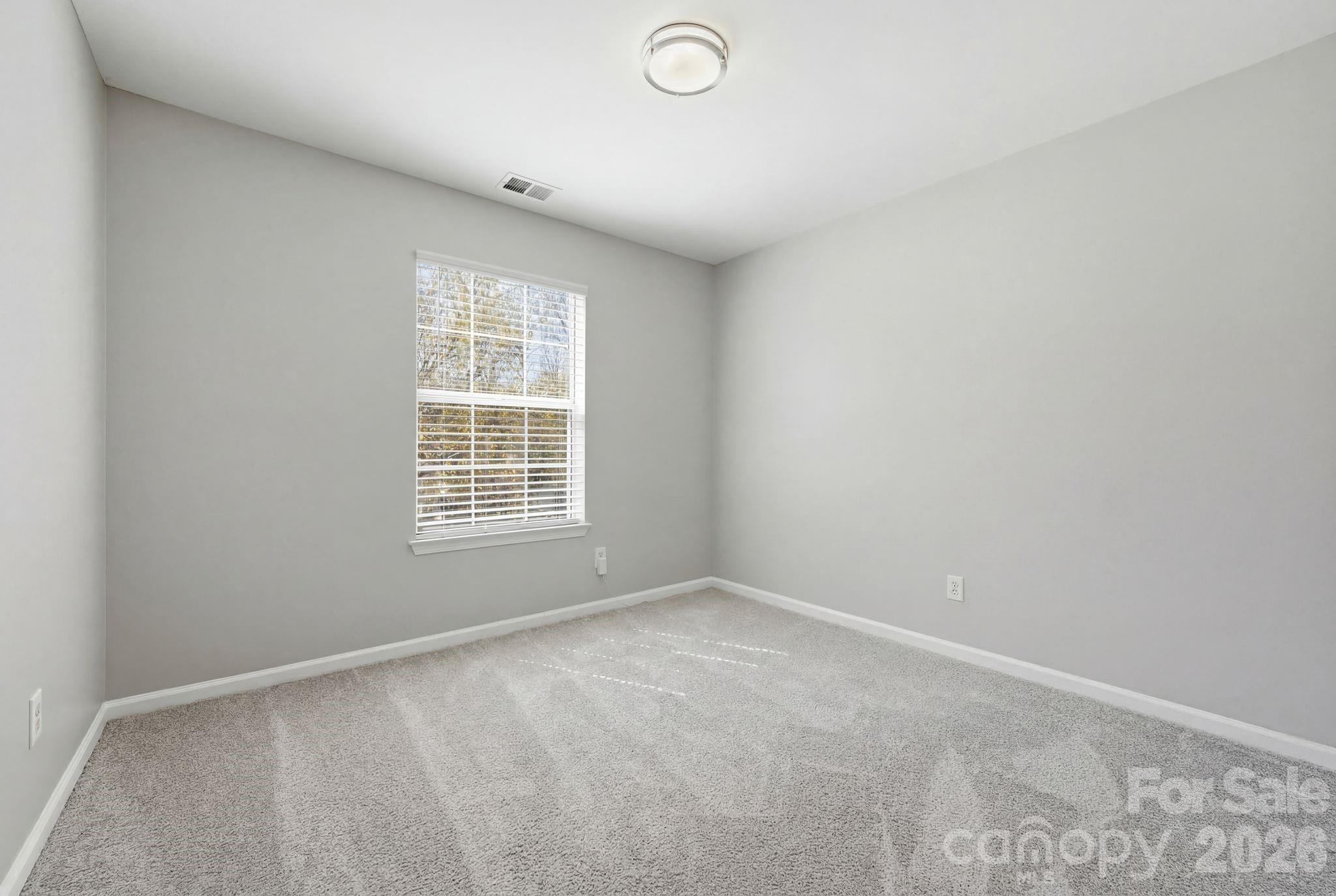 10122 Northwoods Forest Drive — Charlotte