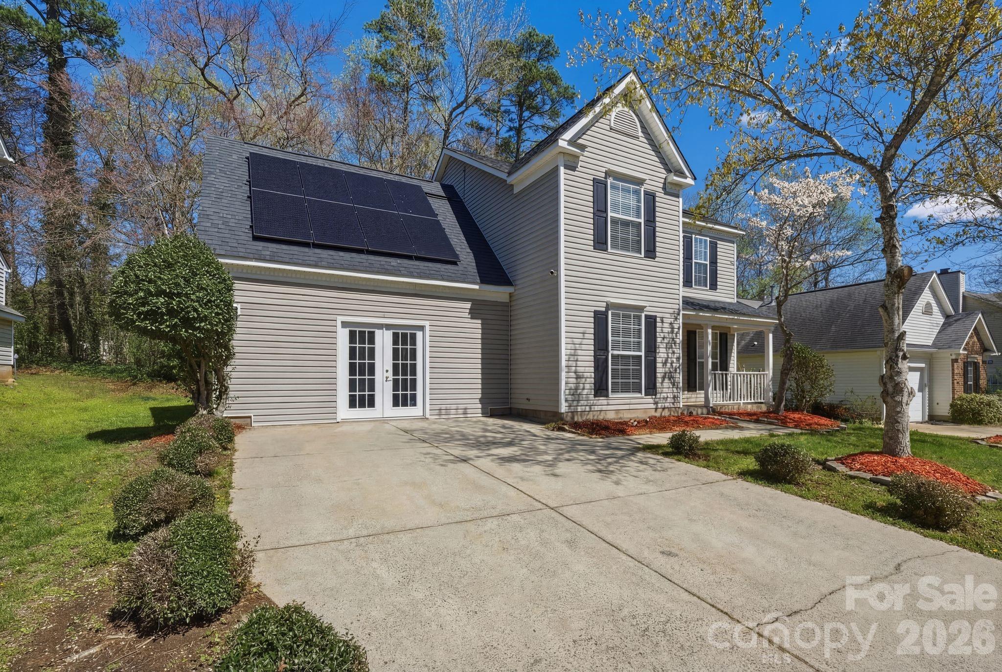 10122 Northwoods Forest Drive — Charlotte