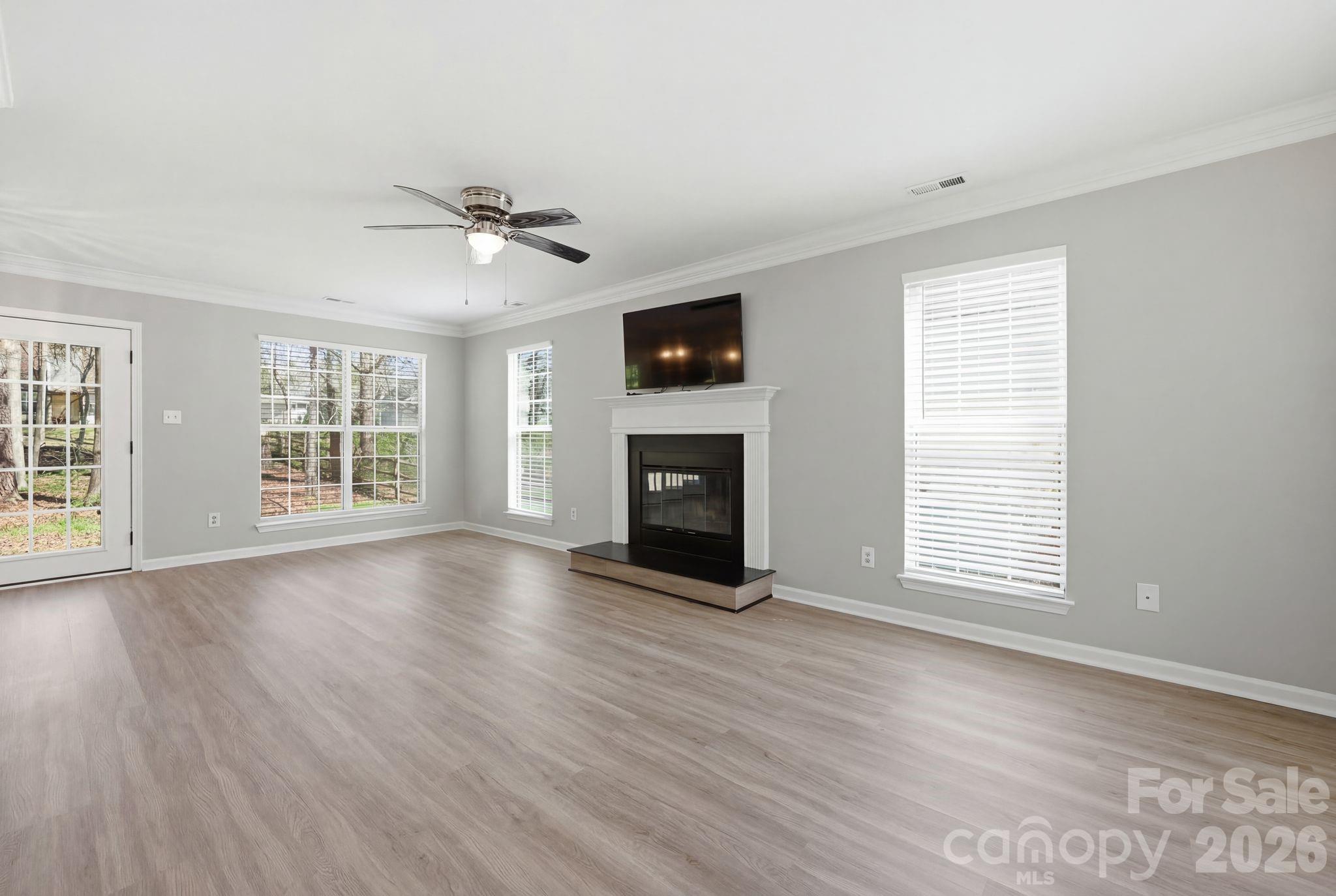 10122 Northwoods Forest Drive — Charlotte