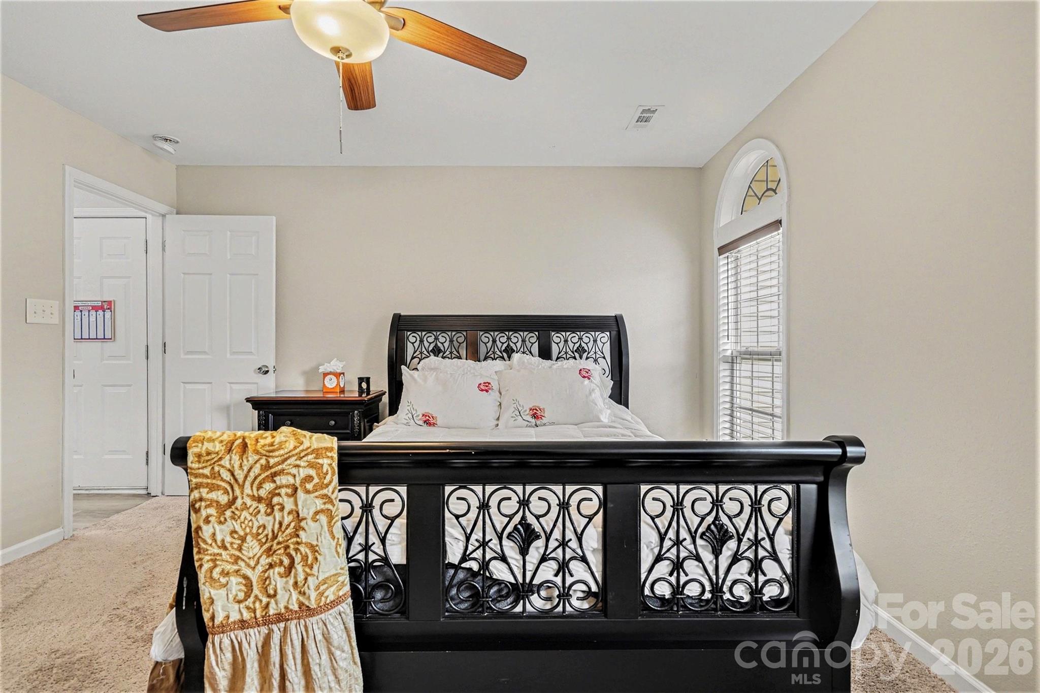 5504 Waverly Lynn Lane — Charlotte